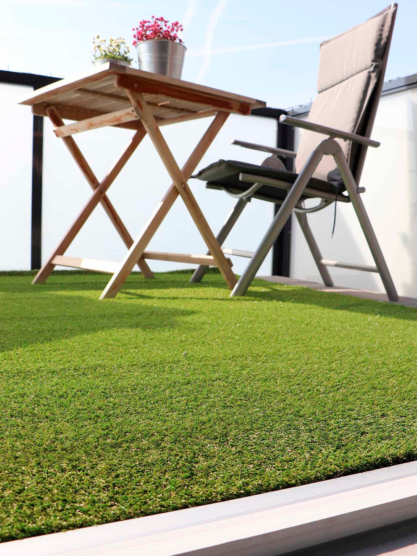 Primaflor-Ideen in Textil Kunstrasen »COLORADO«, rechteckig, 30 mm Höhe, mit Drainagefunktion, ideal für Balkon & Terrasse