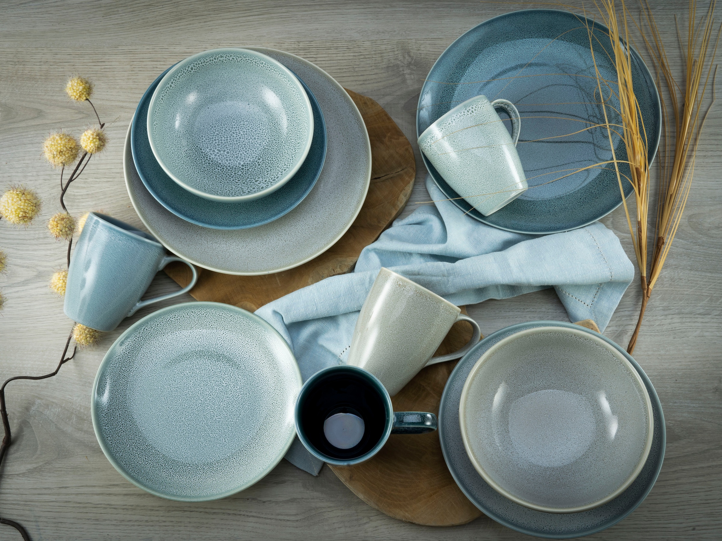 CreaTable Kombiservice »Geschirr-Set Reactive«, (Set, 16 tlg., Kaffeeservice und Tafelservice im Set, für 4 Personen), Service, Jedes Stück ist ein Unikat, 16 Teile, für 4 Personen