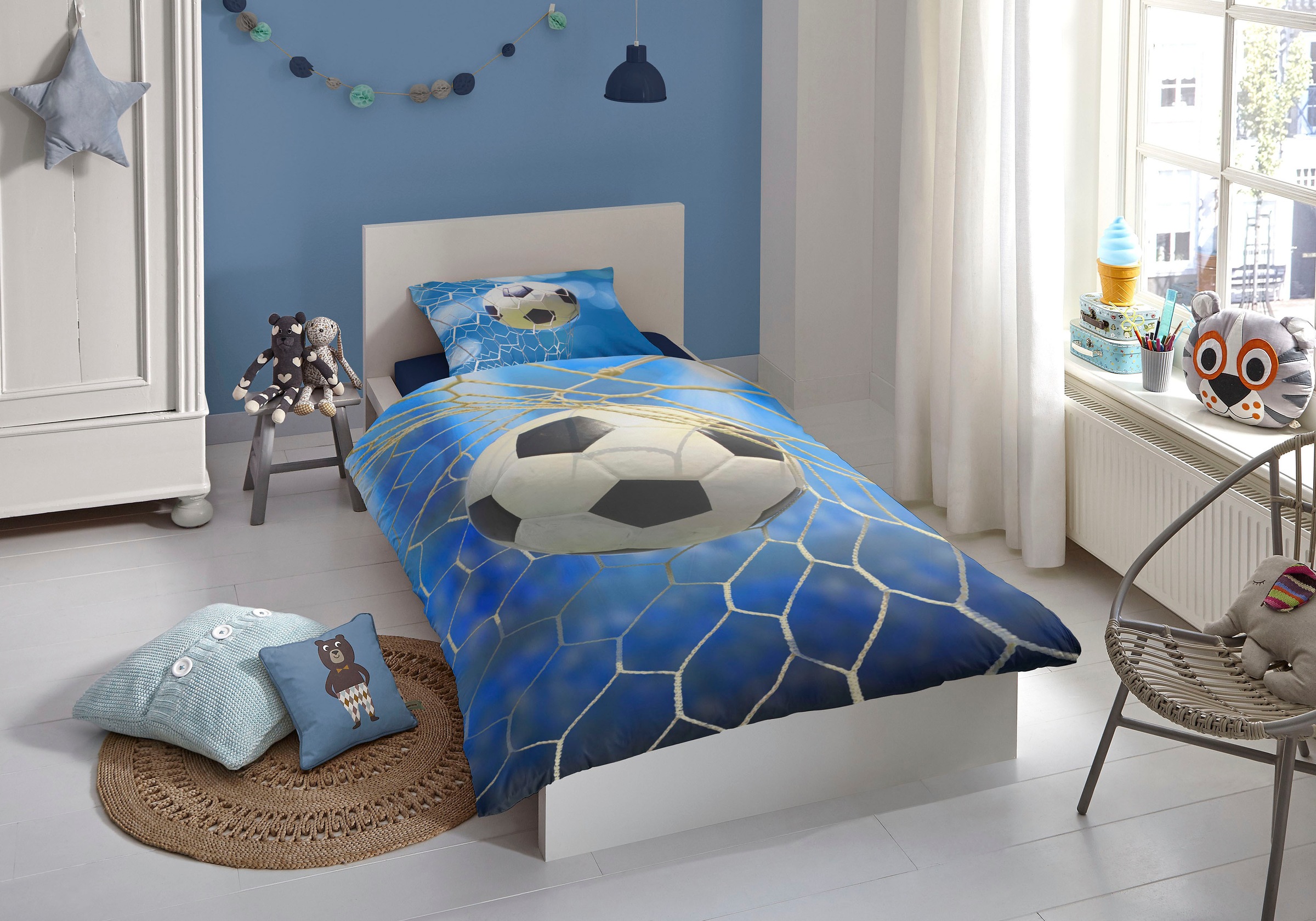 good morning Kinderbettwäsche »Sven«, Baumwolle, 135x200, Reißverschluss, Wendeoptik, Kind, Junge, Fußball