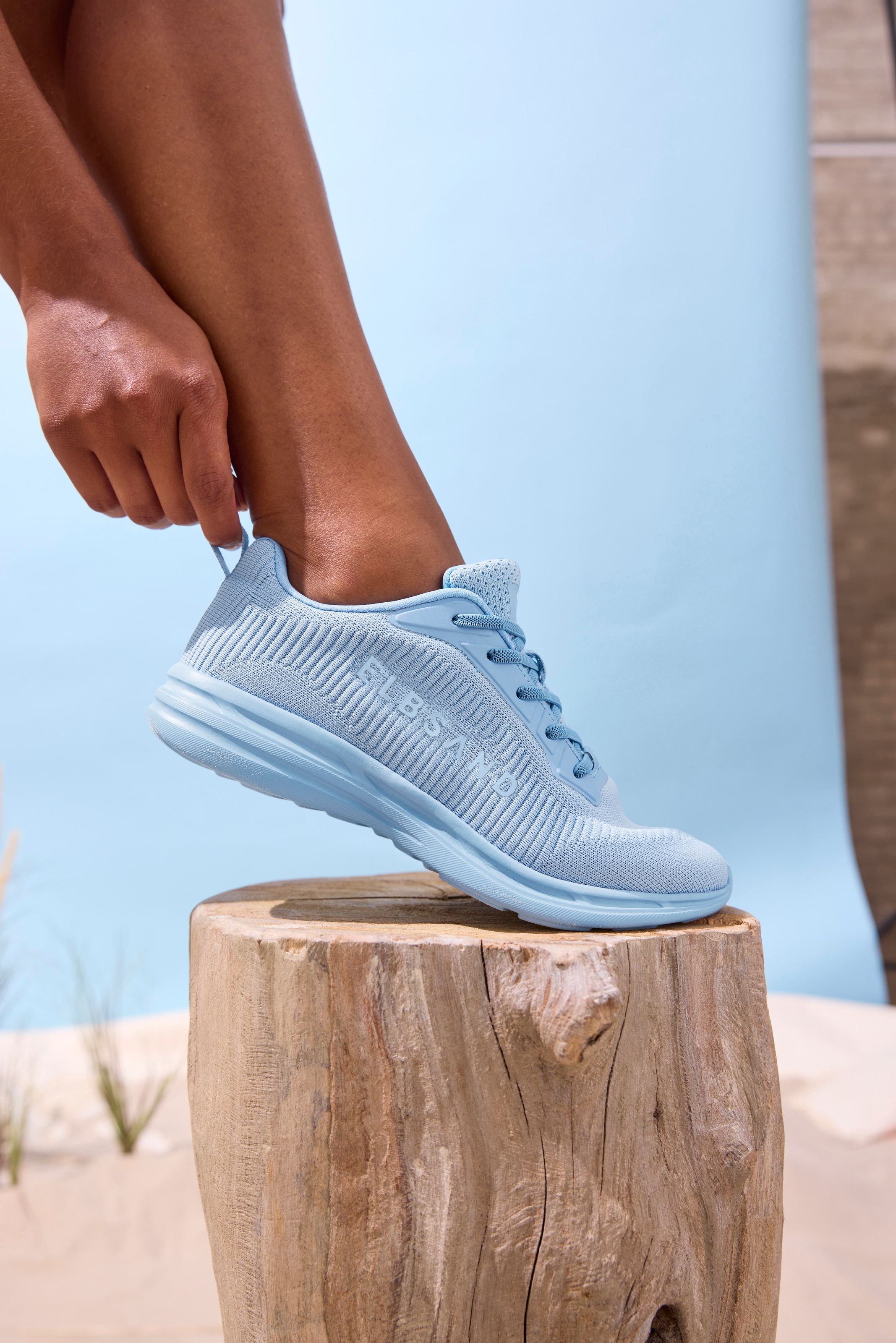 Elbsand Sneaker »Freizeitschuh, Halbschuh«, mit elastischen Bändern für schnelles Reinschlüpfen, Unisex VEGAN
