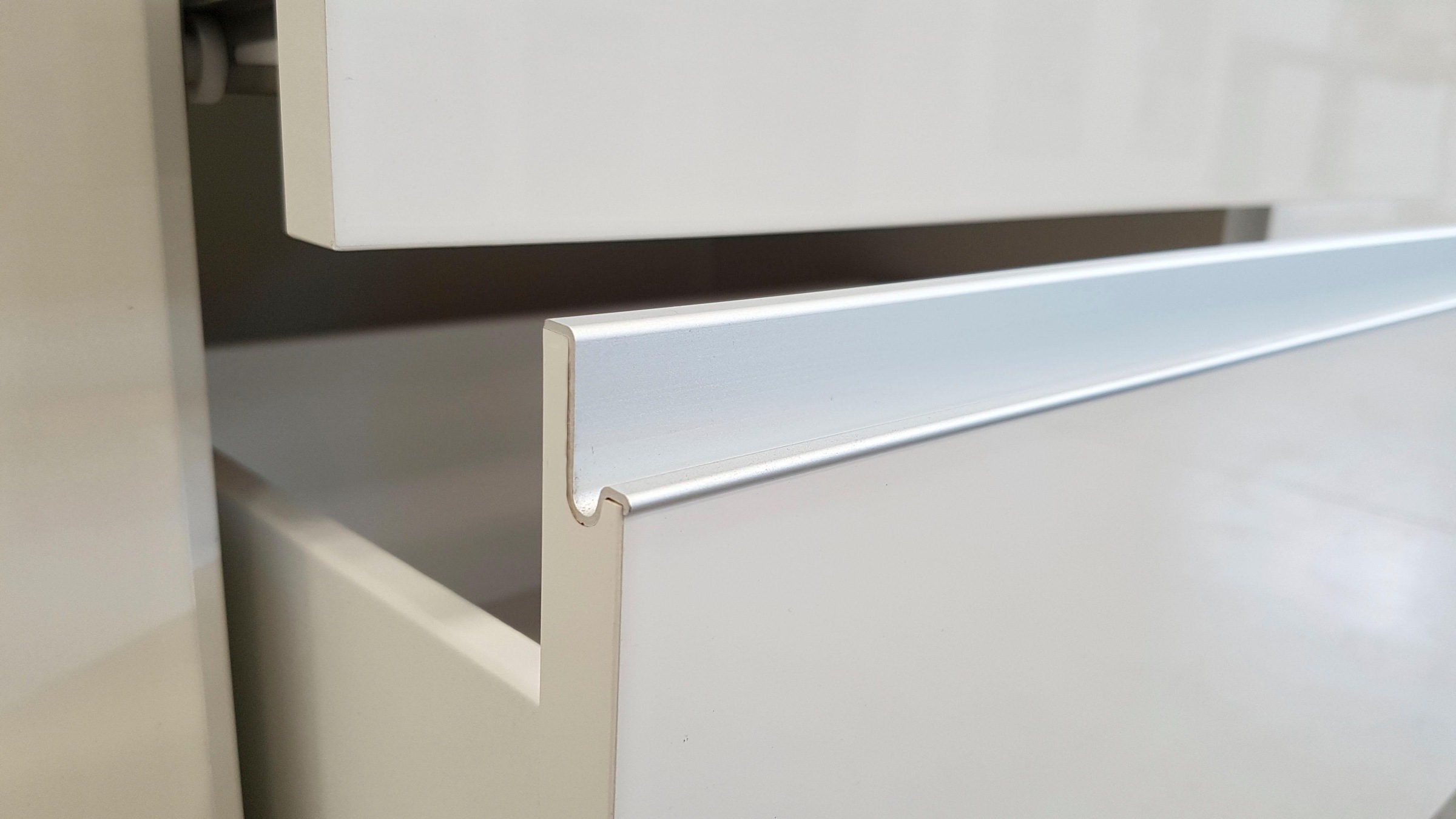 INOSIGN Nachtkommode »Mailand«, Höhe 66 cm