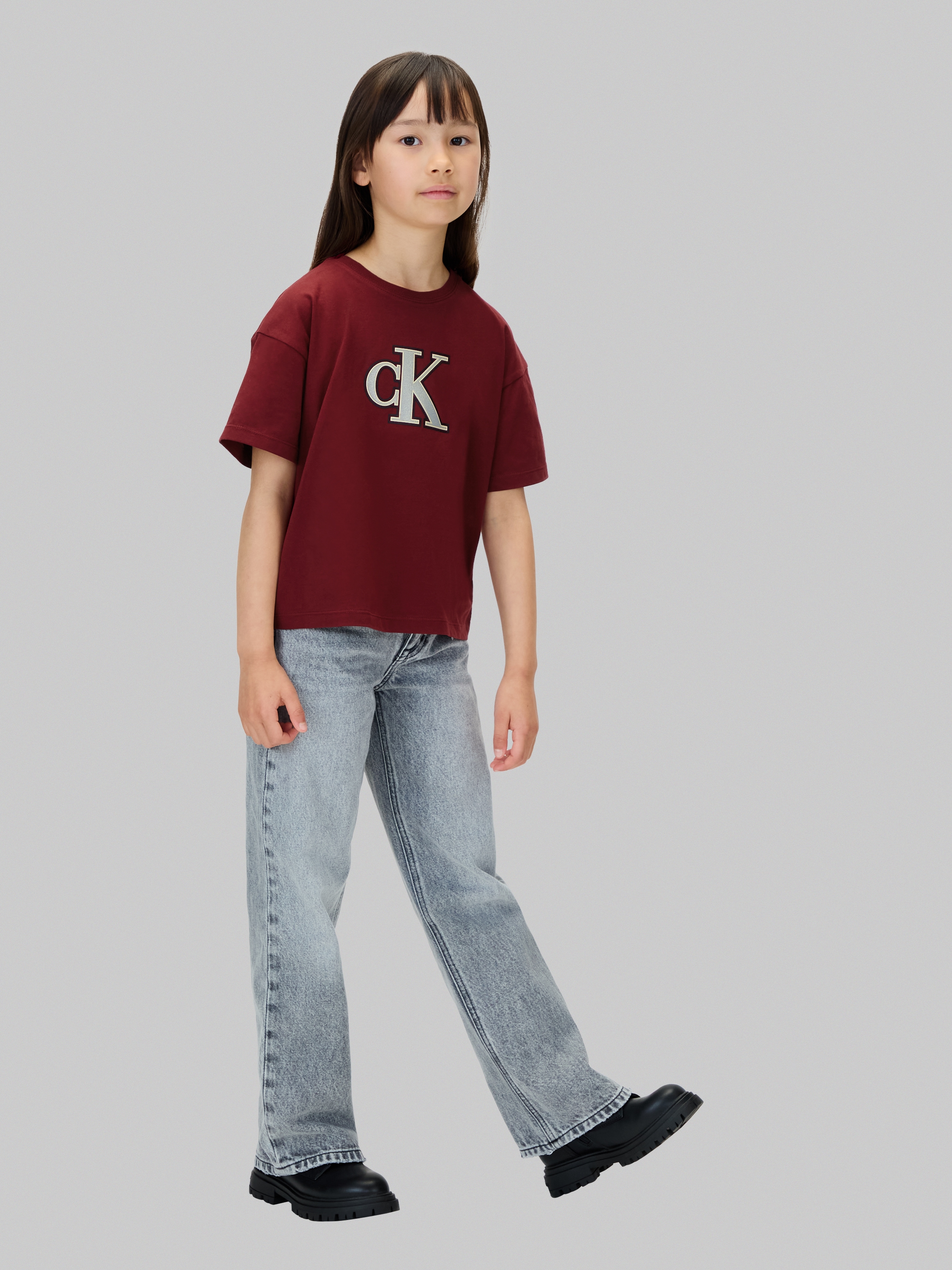 Calvin Klein Jeans T-Shirt »FESTIVE GRAPHIC SS T-SHIRT« für Kinder bis 16 Jahre, Glitzer-Druck