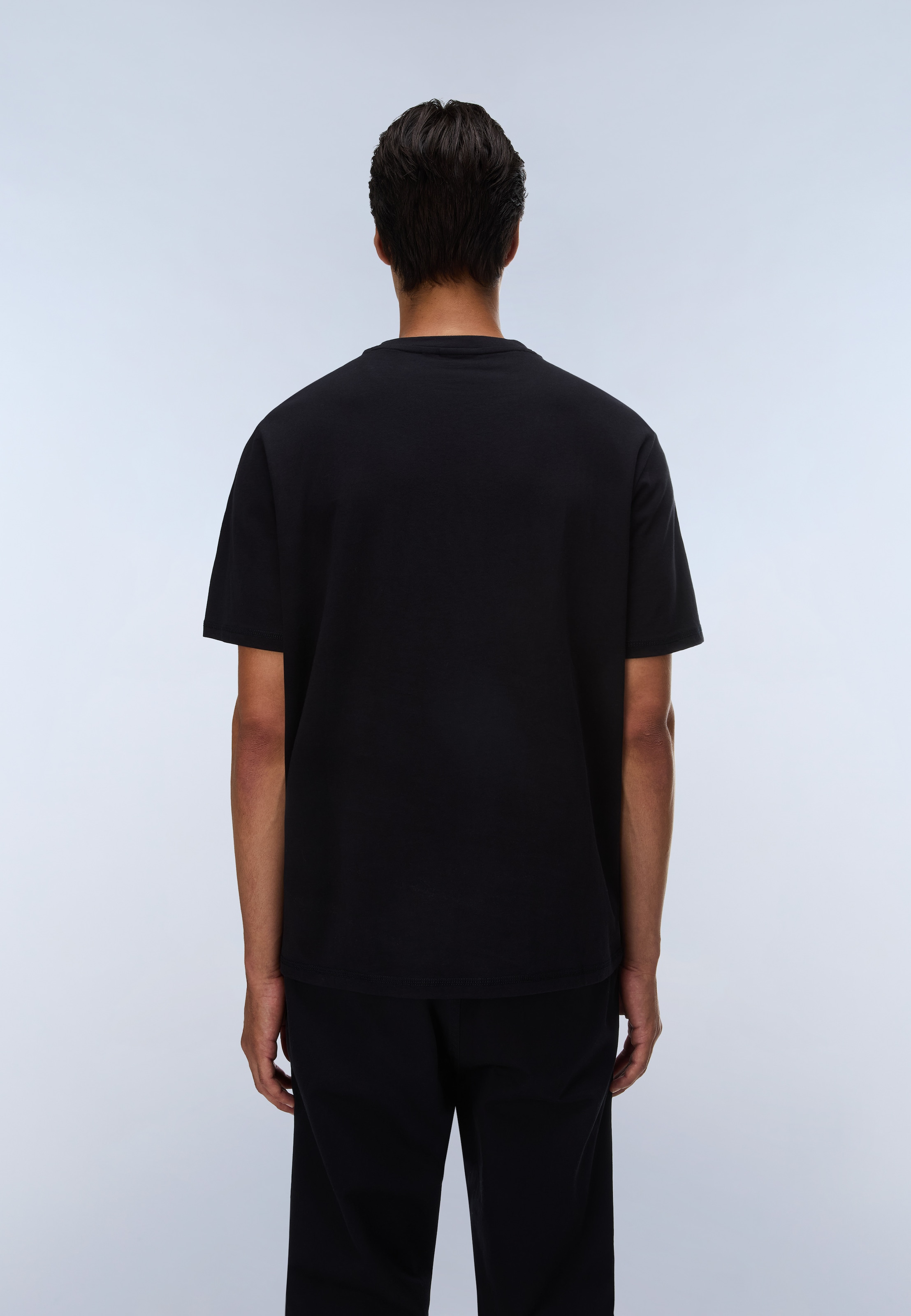 Napapijri T-Shirt »S-FLAG TIKI SS BLACK BEAUTY« mit Rundhalsausschnitt, aus Baumwolle, T-Shirt-Schnitt, normale Länge