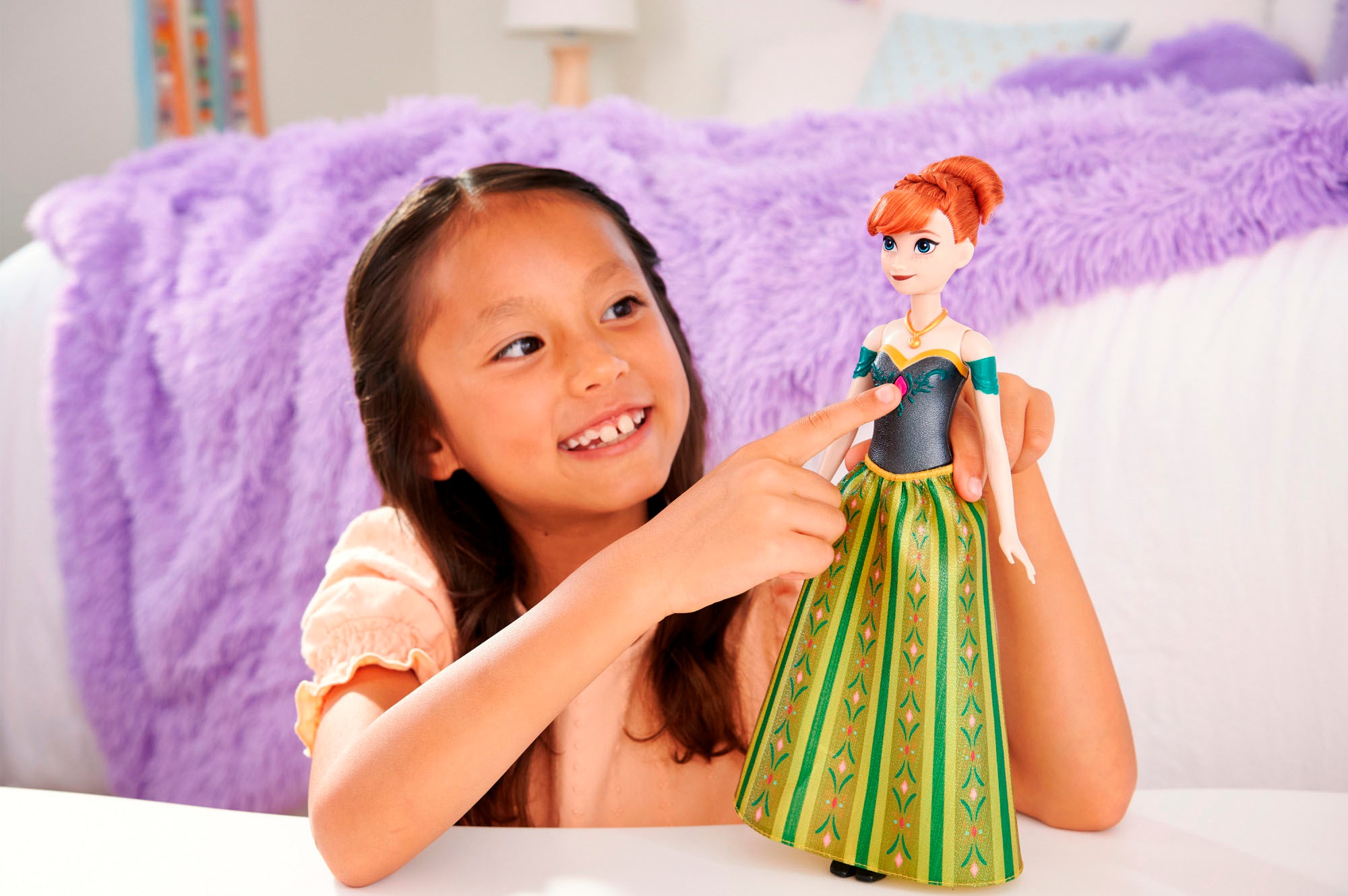 Mattel® Anziehpuppe »Disney Die Eiskönigin Singende Puppe Anna (D, I, E, F)«