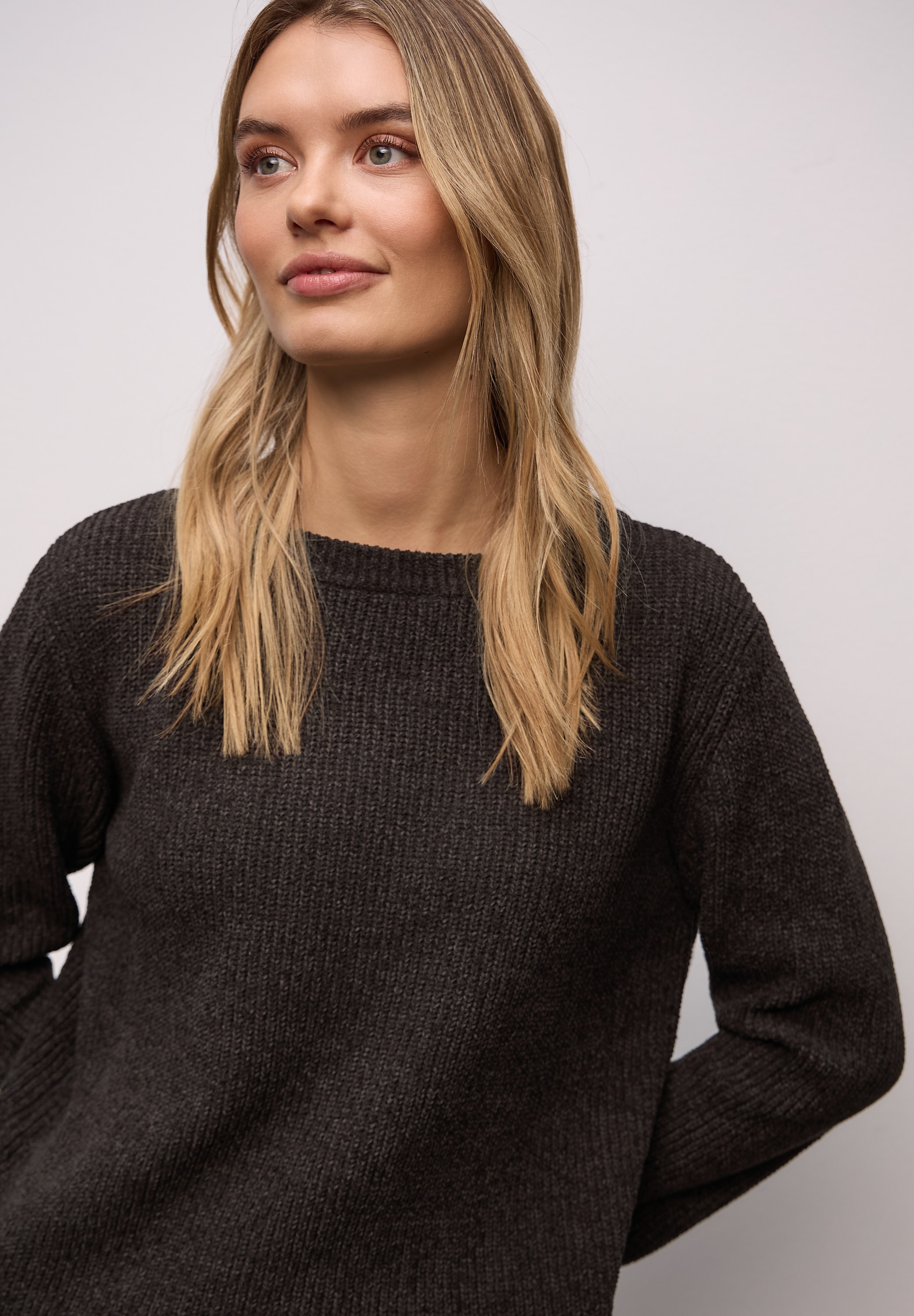 STREET ONE Strickpullover Chenille Pullover mit U-Boot-Auschnitt
