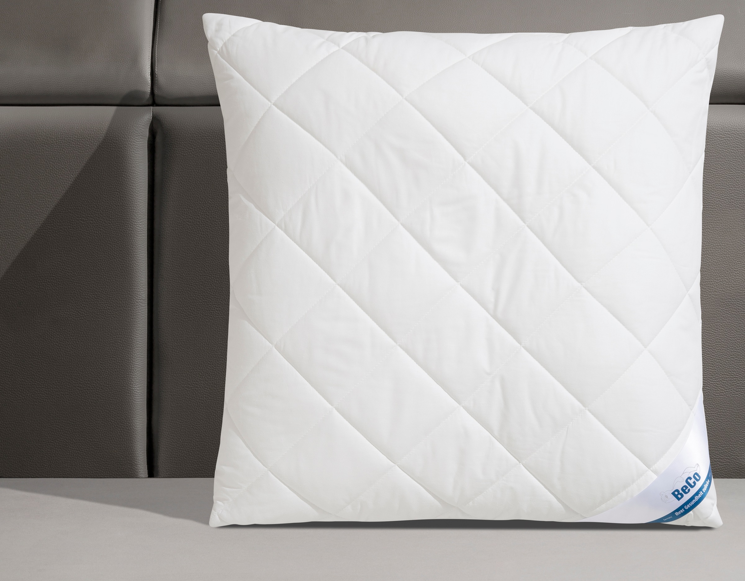 Beco Microfaserkissen »BeCo Greenfirst gestepptes Kopfkissen 40x80 & 80x80cm«, Füllung: Faserbällchen, Bezug: Microfaser-Feinbatist, (1 St.)