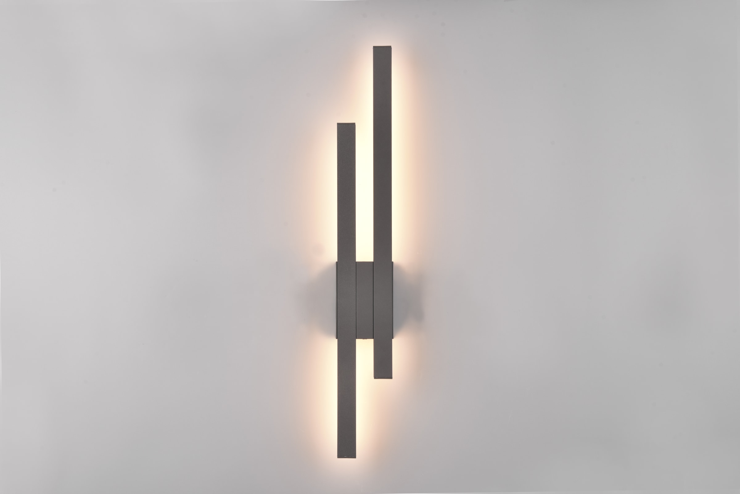 TRIO Leuchten LED Außen-Wandleuchte »TAWA, Outdoor Wandlampe IP54 für Garten Terrasse Hauswand, 2x 9W LED« LED-Board 1 Stk. Warmweiß LED Wandlicht warmweiß 3000K 900 Lumen, Stil LED Wandfackel, Backlight