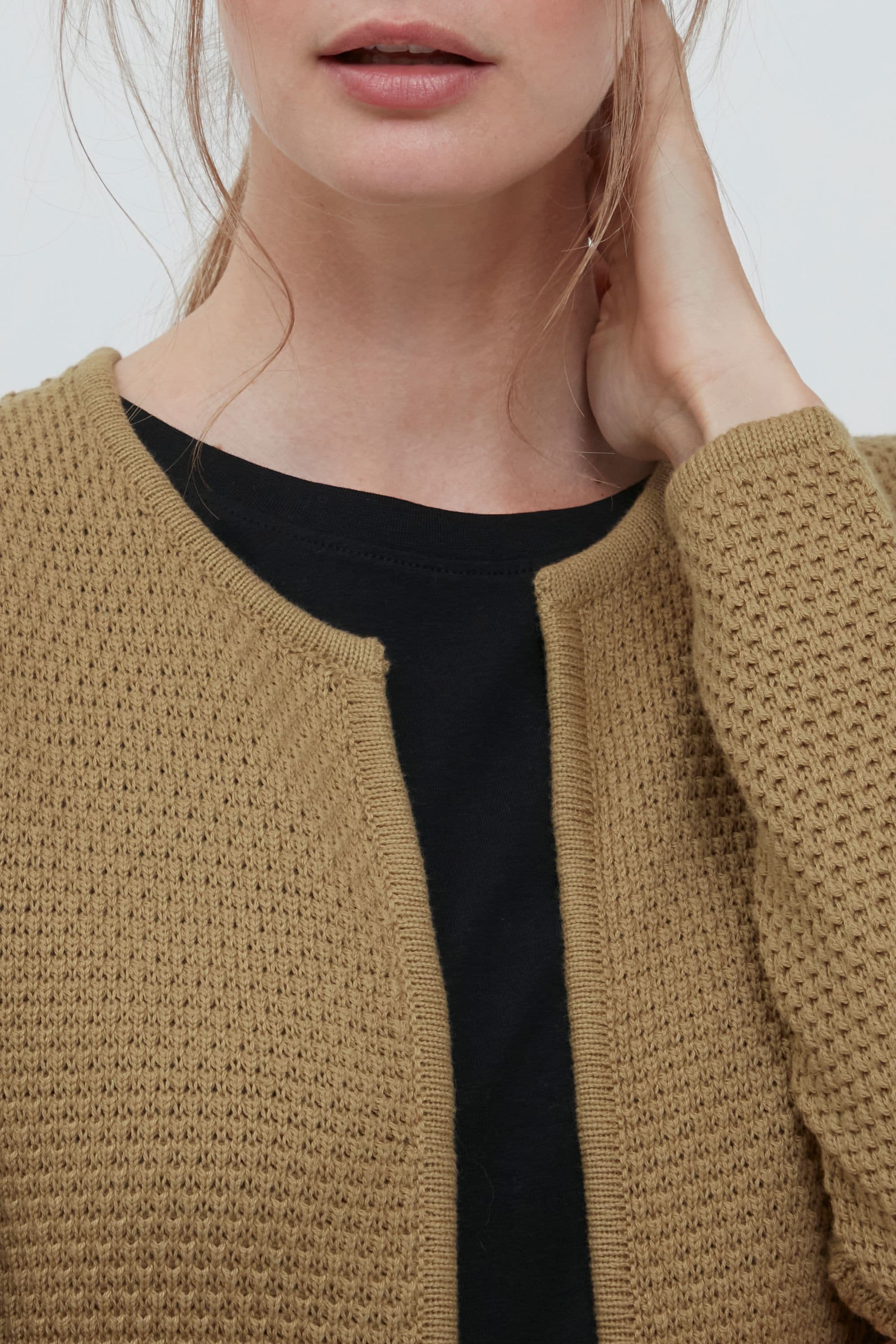 OXMO Strickjacke »Strickjacke OXHilda«