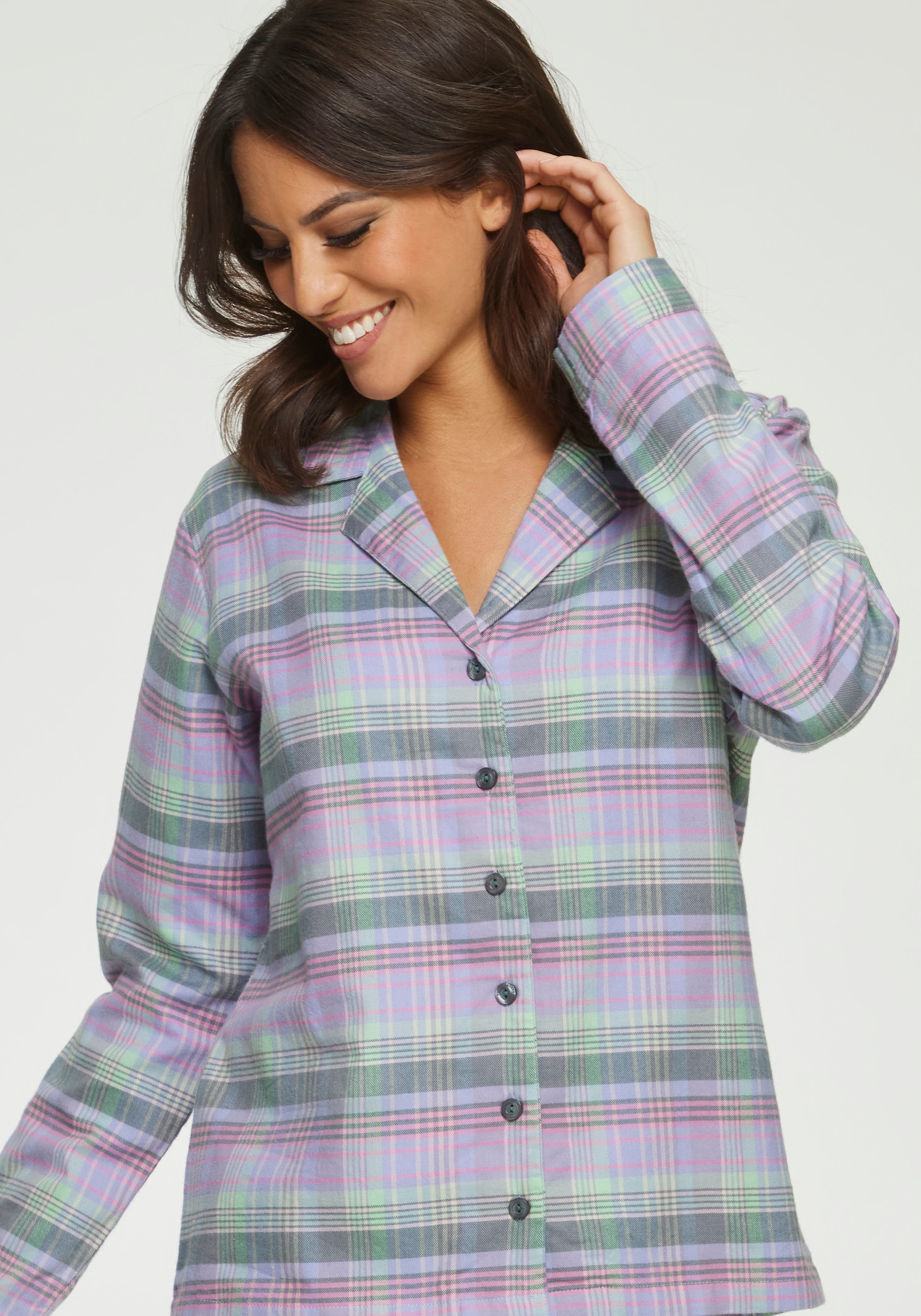Vivance Dreams Pyjama 2-teilig, 2 aus kuschelig weichem Flanell