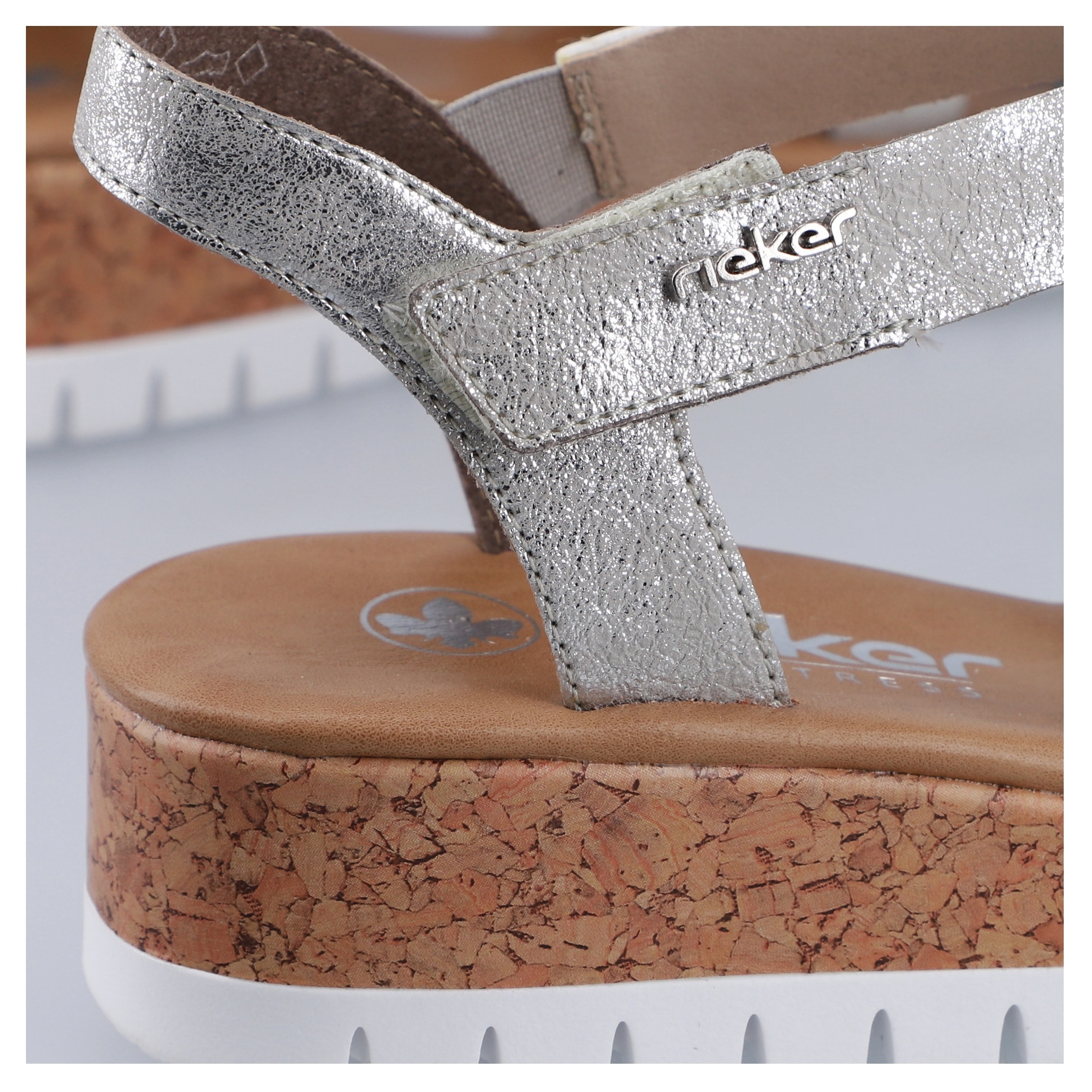 Rieker Keilsandalette, Plateau, Sommerschuh, Riemchensandale mit Metallic, G-Weite
