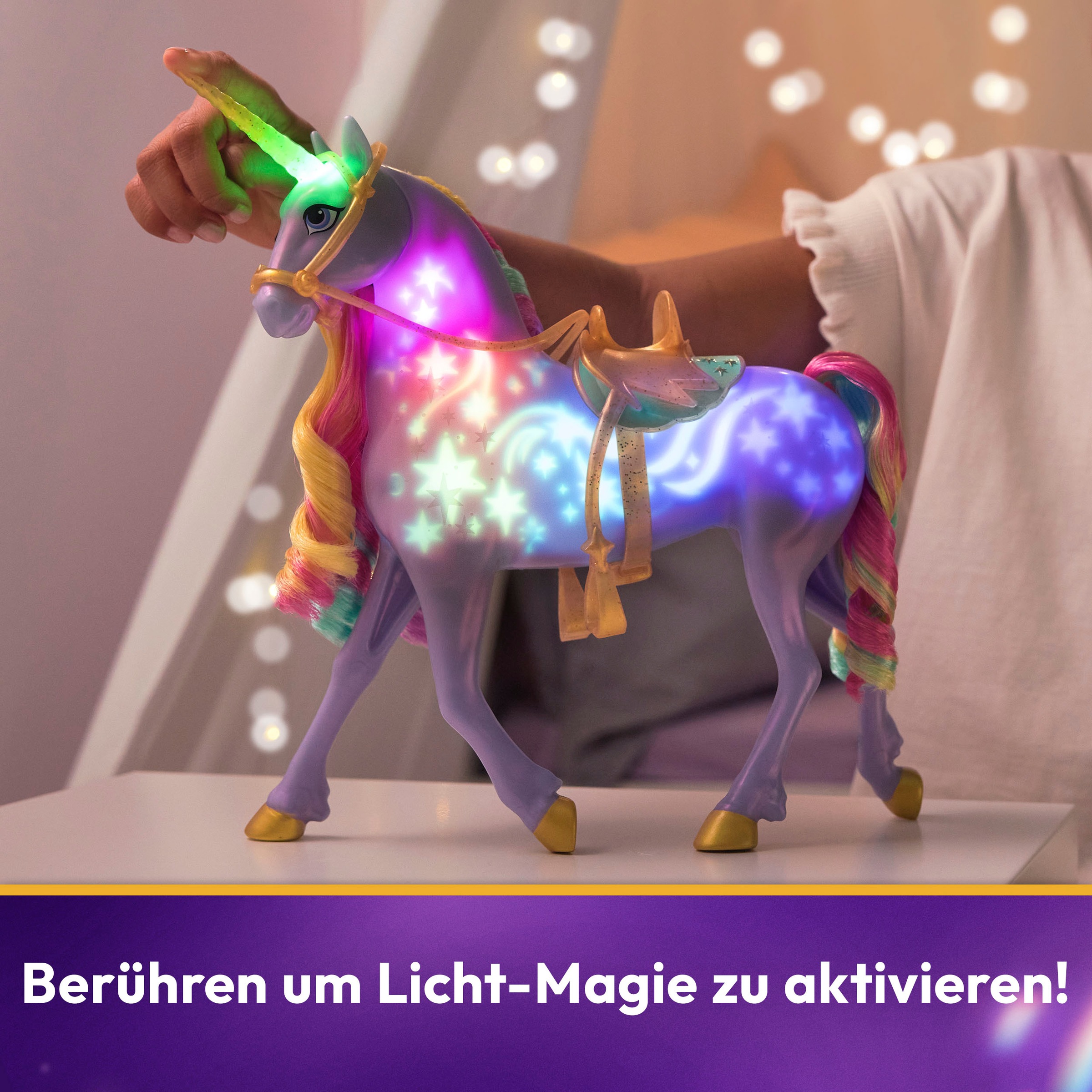 Spin Master Anziehpuppe »Unicorn Academy - Interactive Rainbow Light-Up Wildstar« mit Leuchteffekt