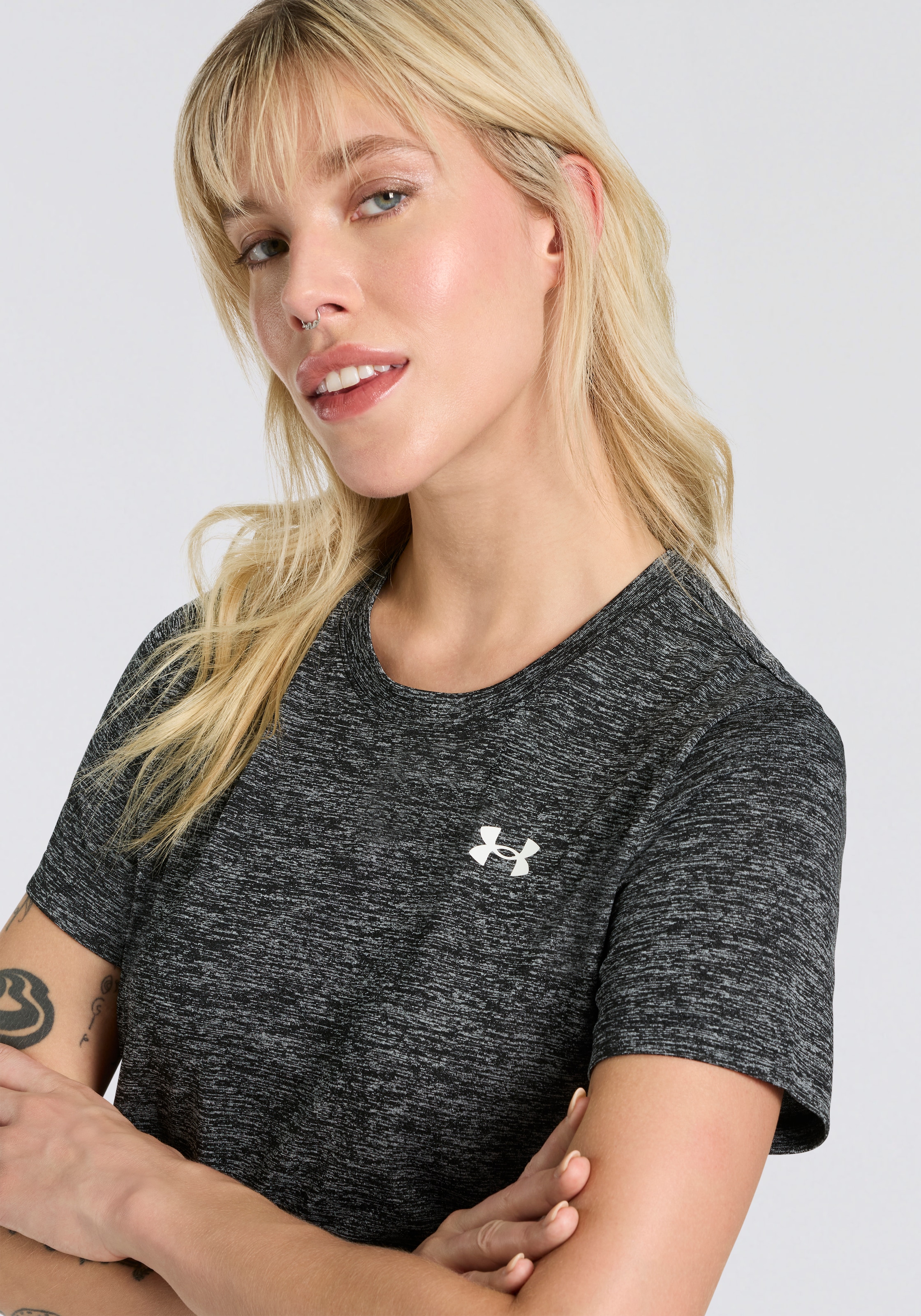 Under Armour® Funktionsshirt »Tech SSC- Twist« mit Kurzarm-Design, atmungsaktiv, schnell trocknend, in normaler Länge