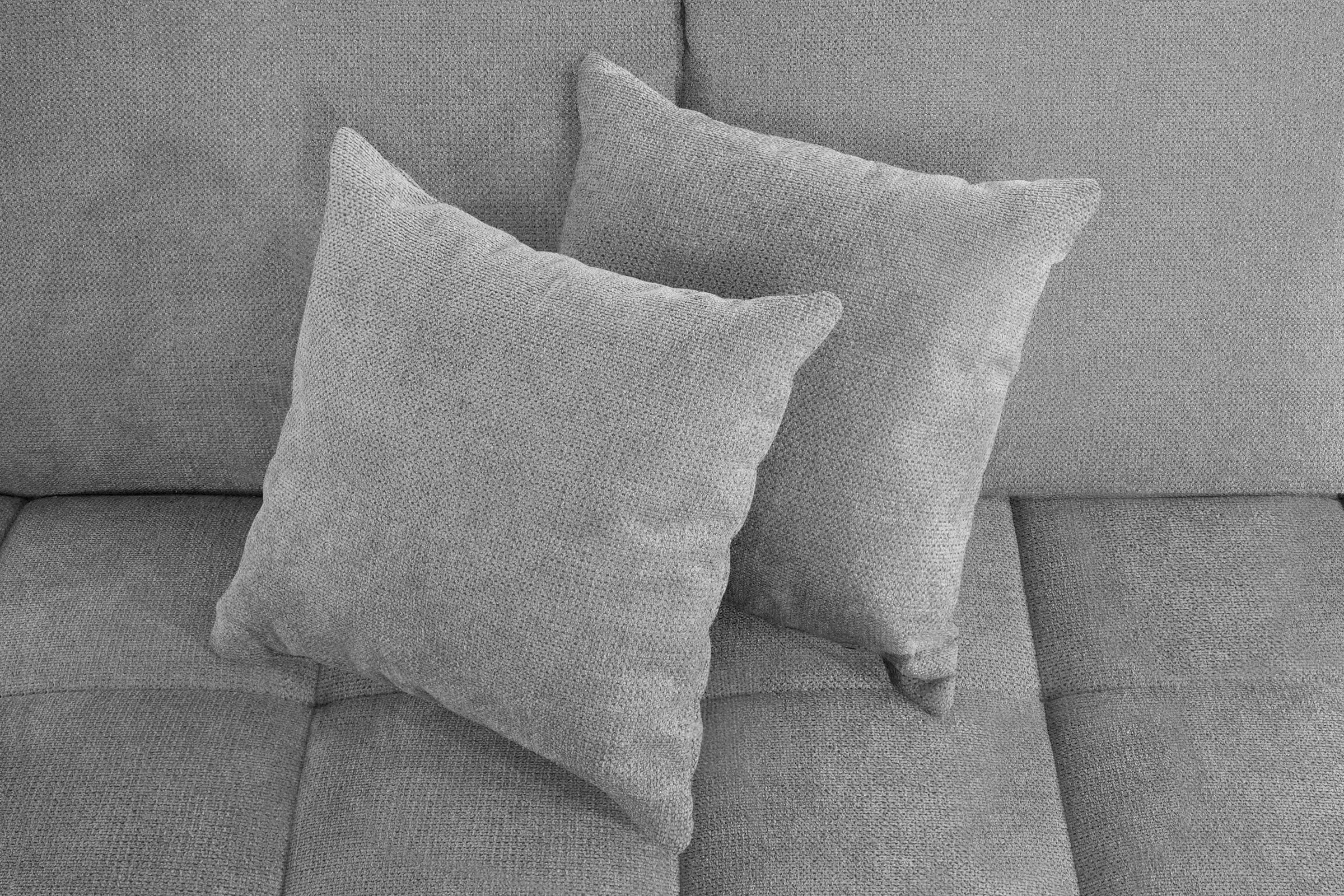 DOMO collection 2-Sitzer »Franzi«, wahlweise mit Kopfteilverstellung, inklusive Zierkissen