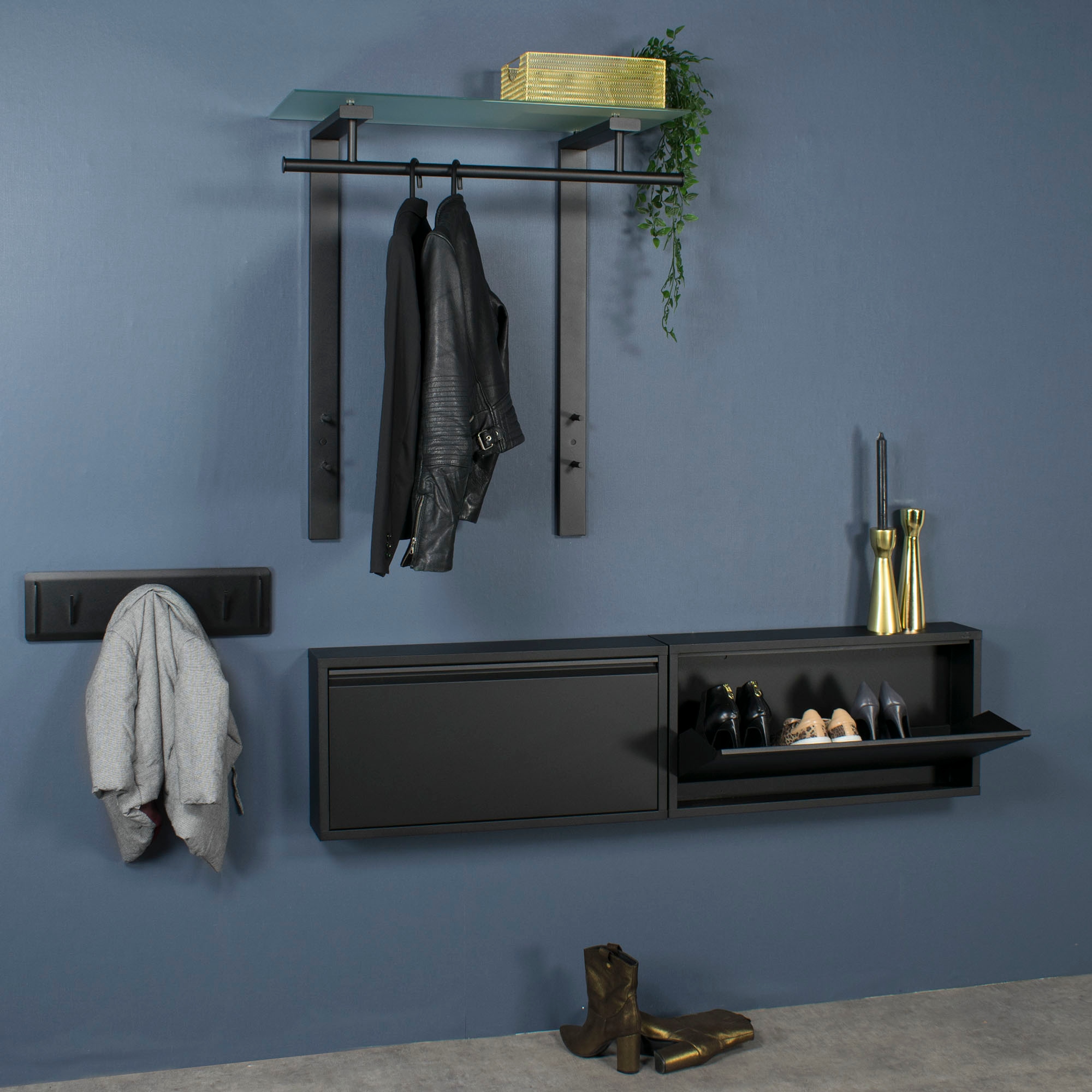 Spinder Design Garderobenleiste »DUTCH«, (1 St.), Moderne Wandgarderobe aus Stahl und Glas