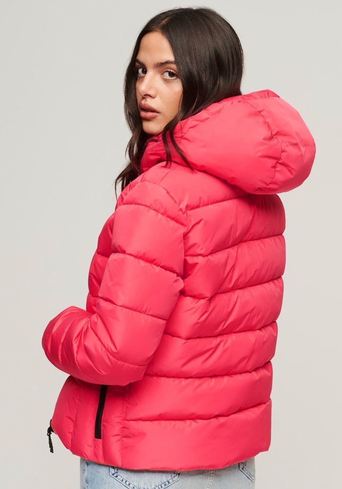 Superdry Steppjacke »HOODED SPIRIT SPORTS PUFFER«, mit Kapuze, aus wasserabweisendem Material