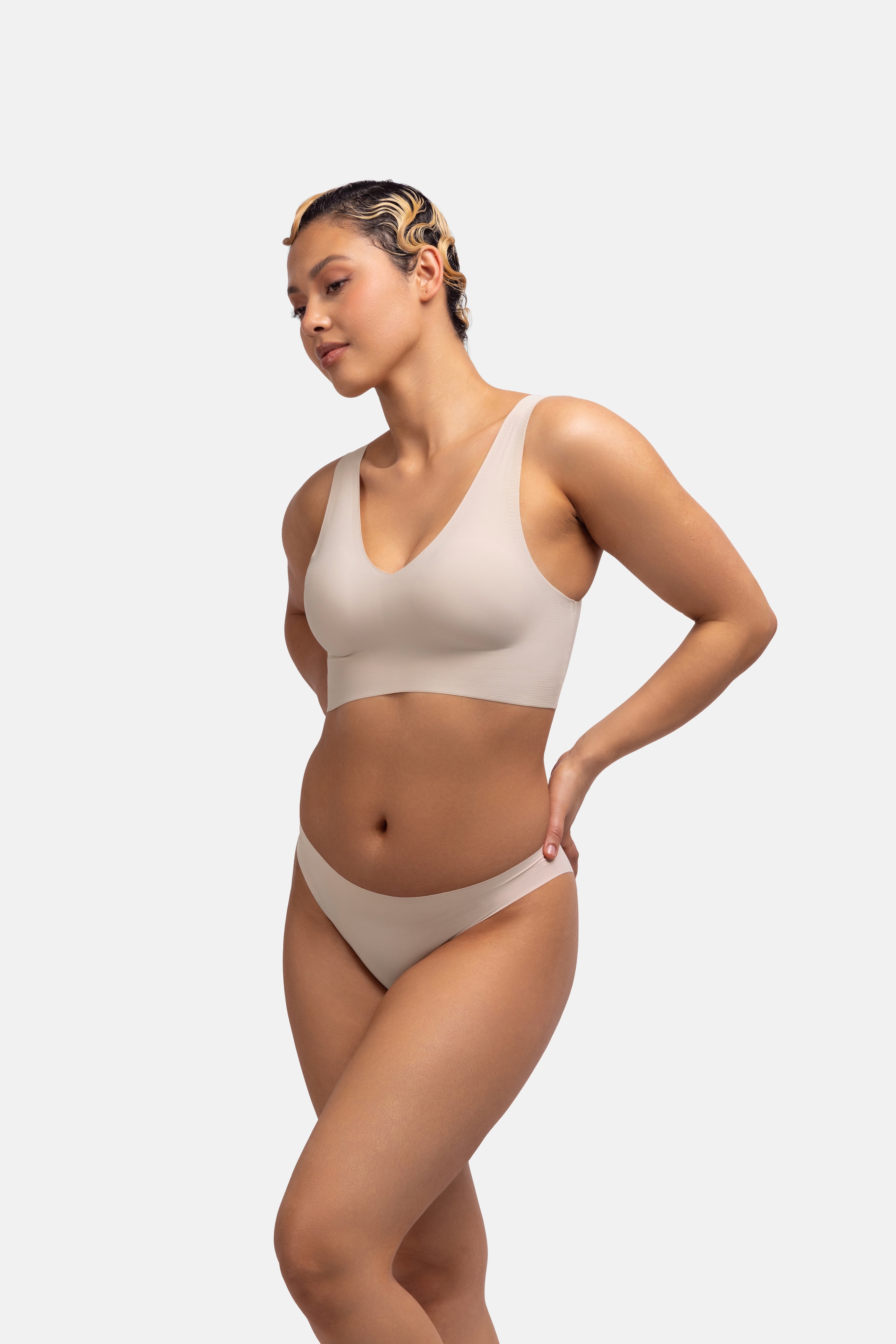 Dorina Bralette, mit nahtlosem Designkonzept