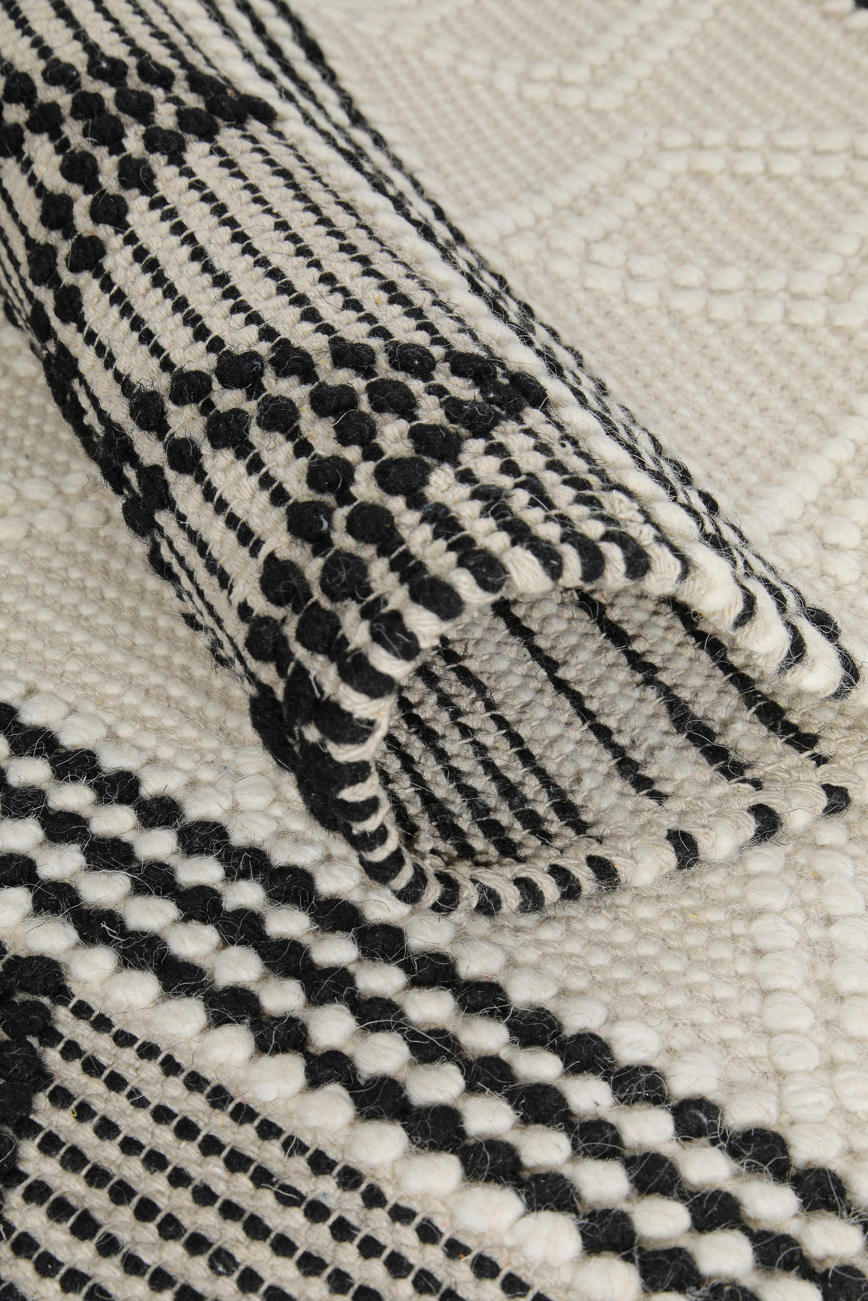 OTTO home Teppich »Jorvik« rechteckig 8 mm Höhe Kurzflor, Wolle, handgewebt, mit Fransen, Schlafzimmer