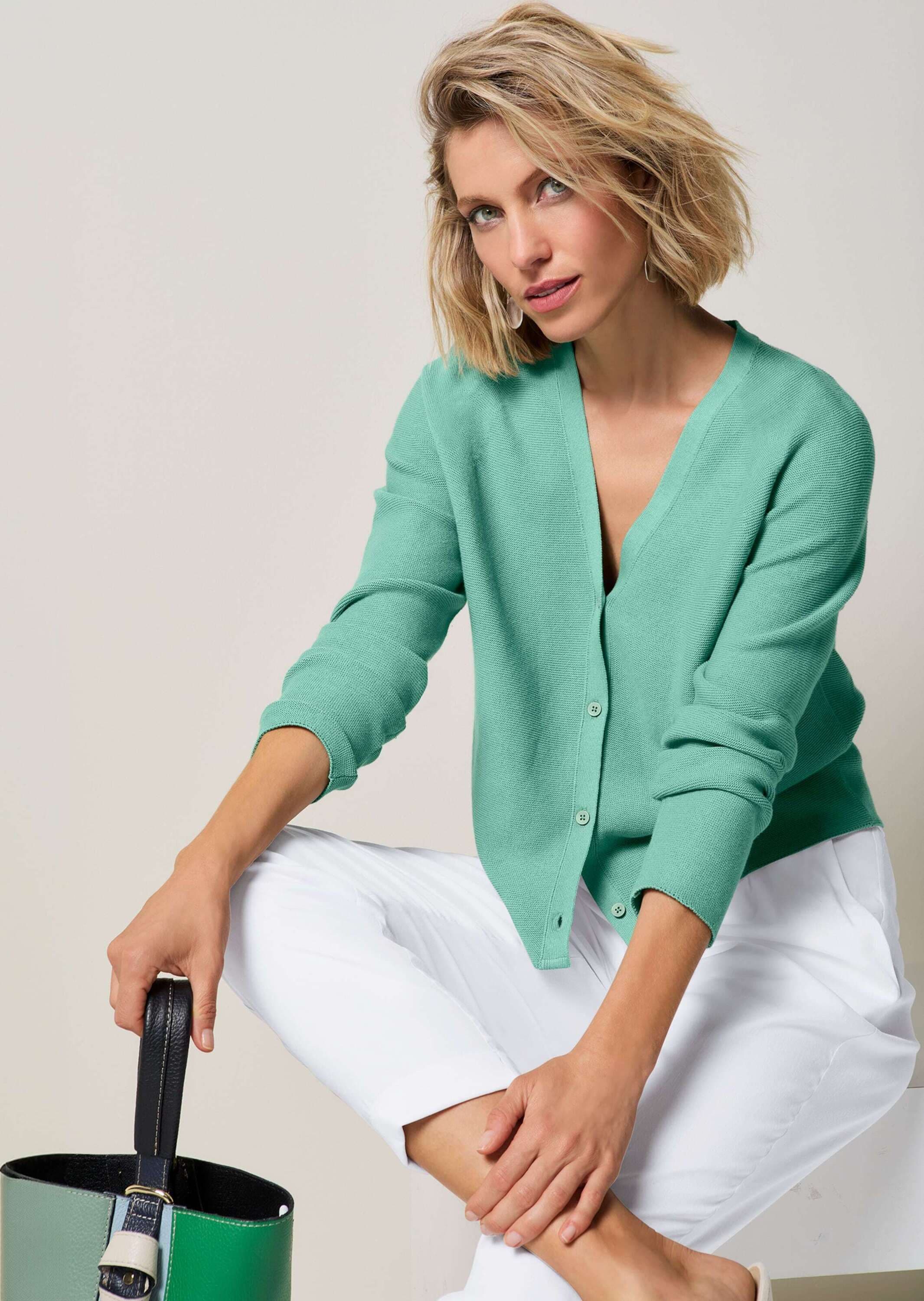 MADELEINE Strickjacke »Strickjacke Strickjacke mit V-Ausschnitt«