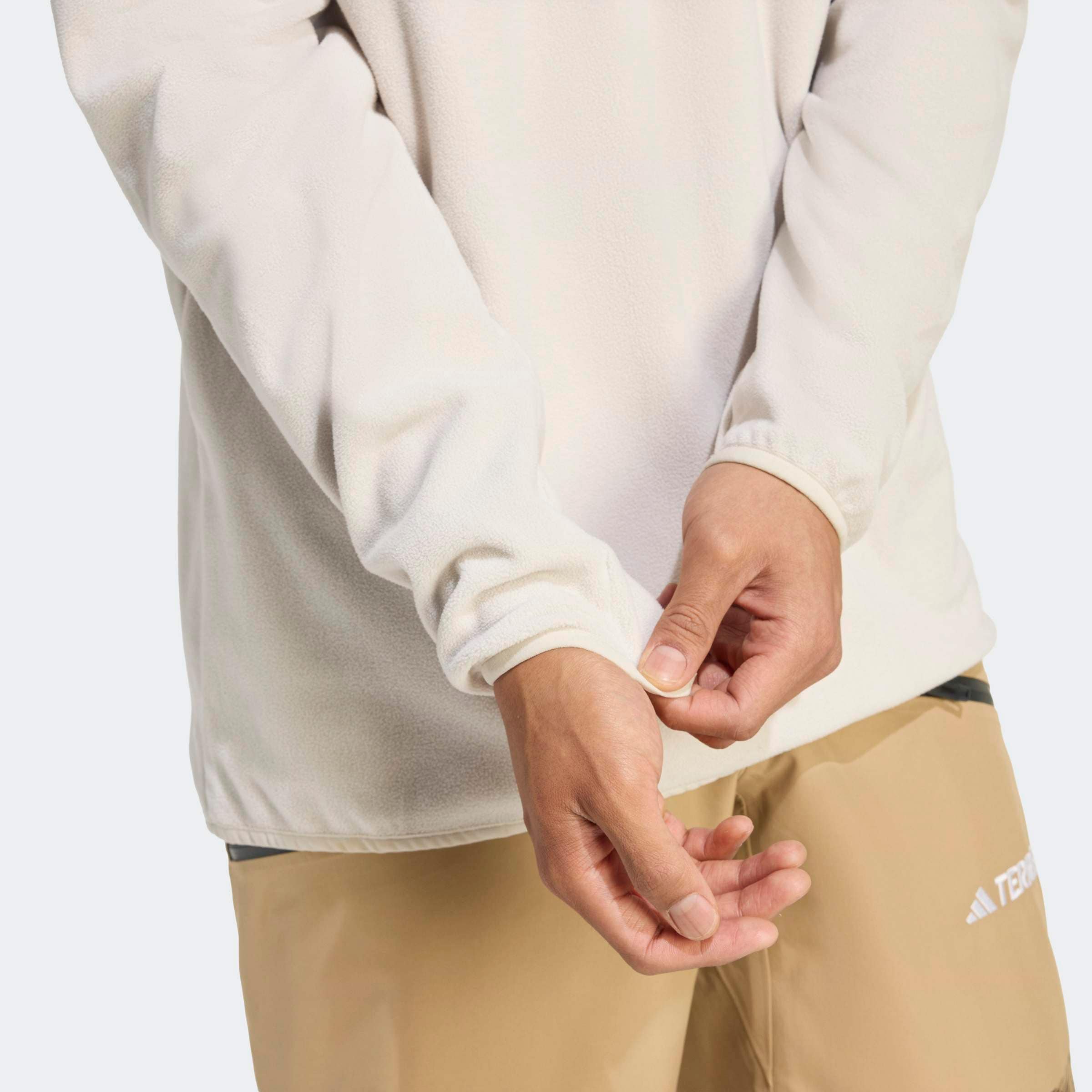 adidas TERREX Fleecepullover »MULTI ESSENTIALS 1/2 ZIP FLEECEOBERTEIL«, mit Reißverschluss, aus Polyester, sportlicher Stil
