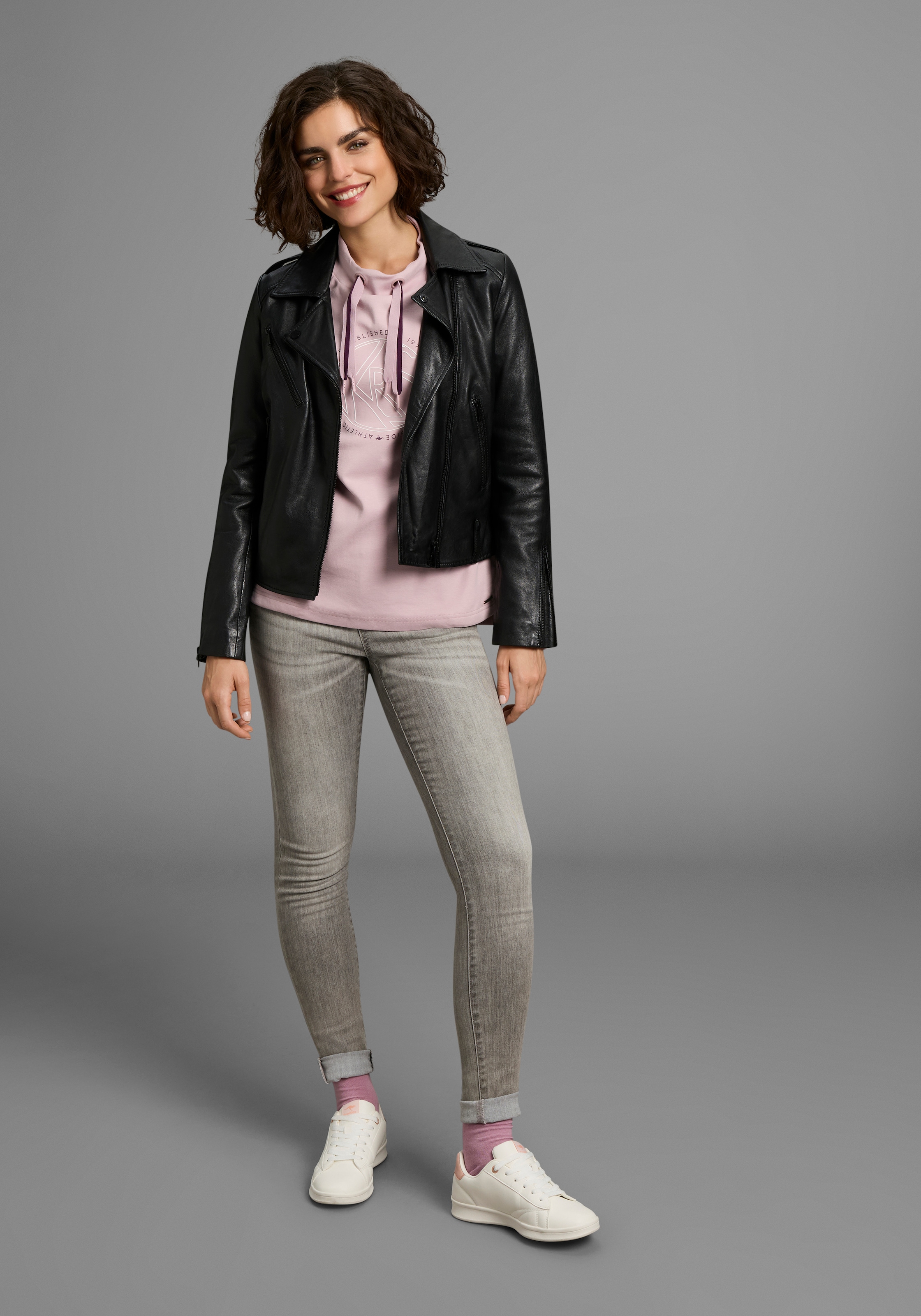 KangaROOS Sweatshirt , mit Stehkragen und Frontdruck
