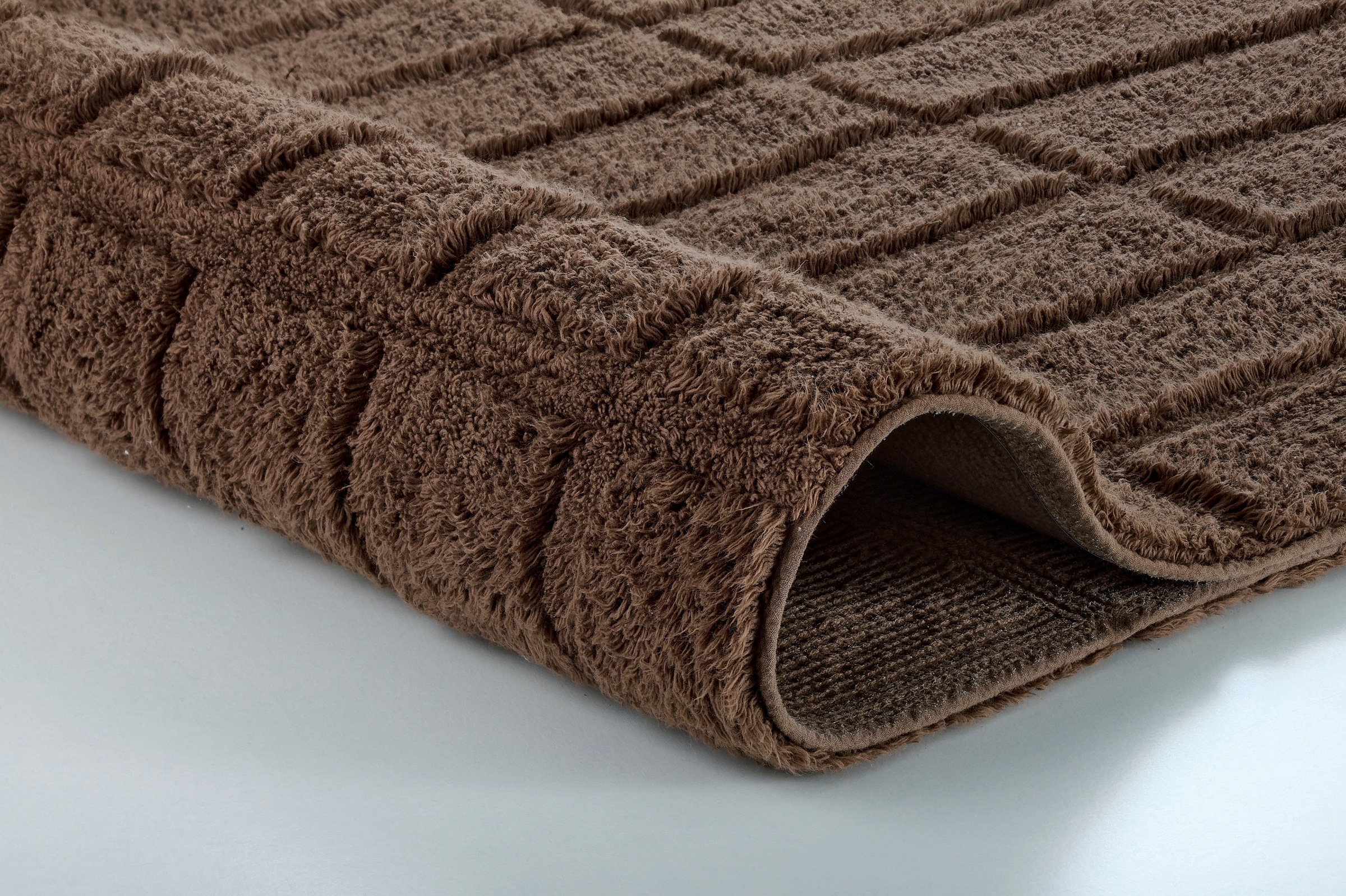 Kleine Wolke Badematte »Tiles«, rutschhemmend beschichtet, fußbodenheizungsgeeignet, Badteppich, Uni Farben, Hoch-Tief Effekt