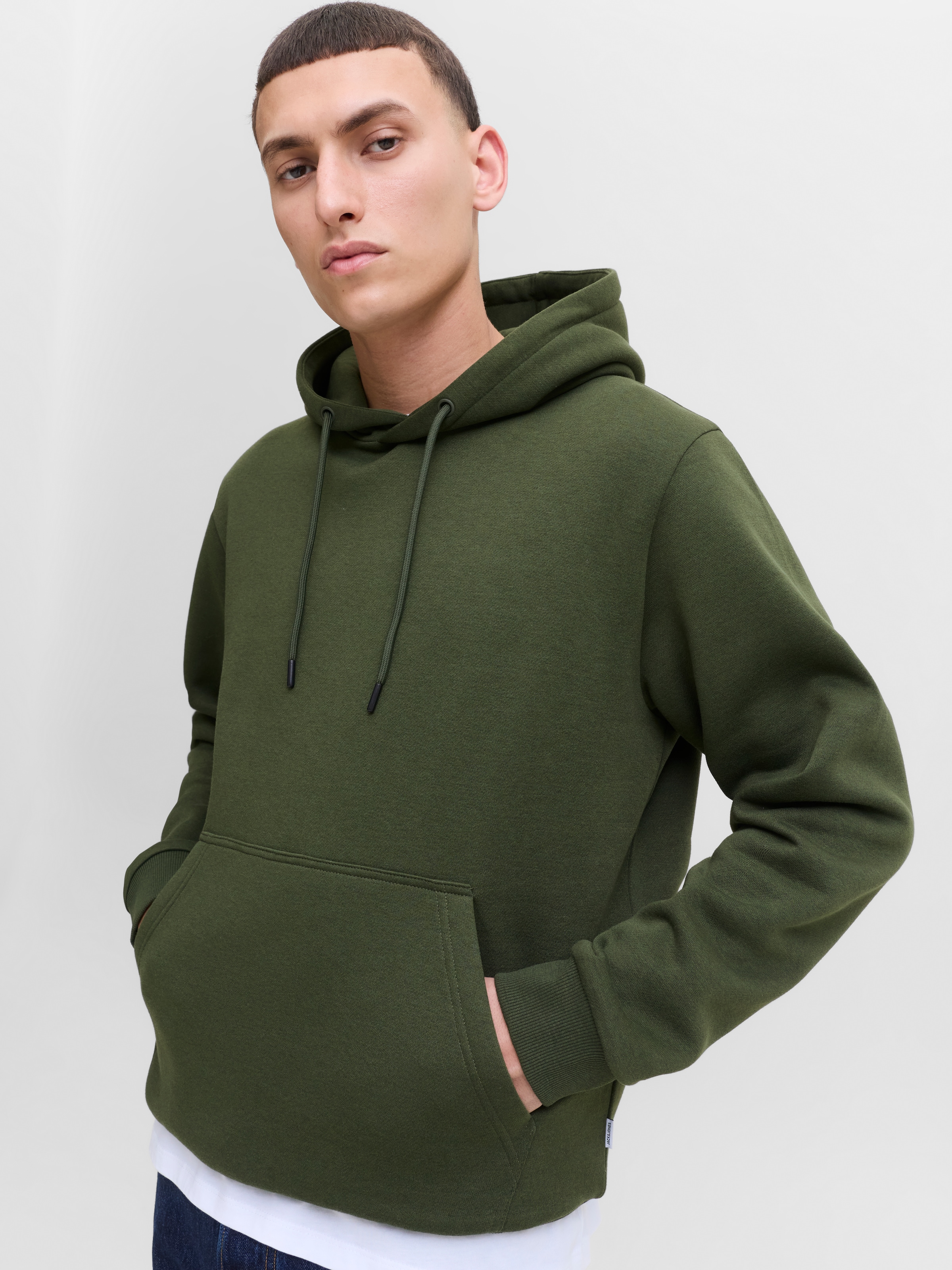 Jack & Jones Kapuzensweatshirt »JJEBRADLEY SWEAT HOOD NOOS«, mit Känguru Tasche