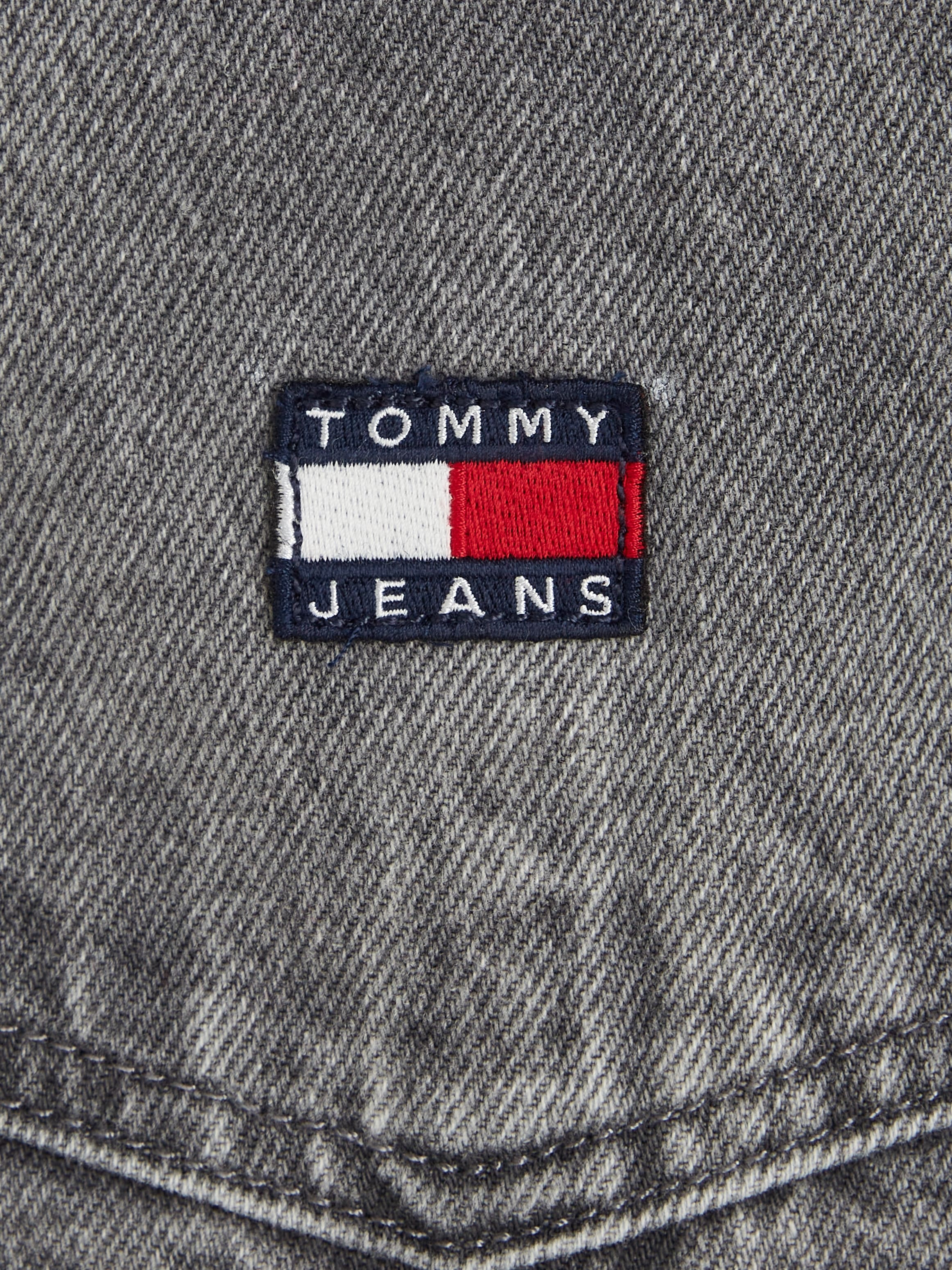 Tommy Jeans Jeanskleid Markenlabel DRESS ♕ Jeans »PINAFORE mit Tommy DG4072«, bei