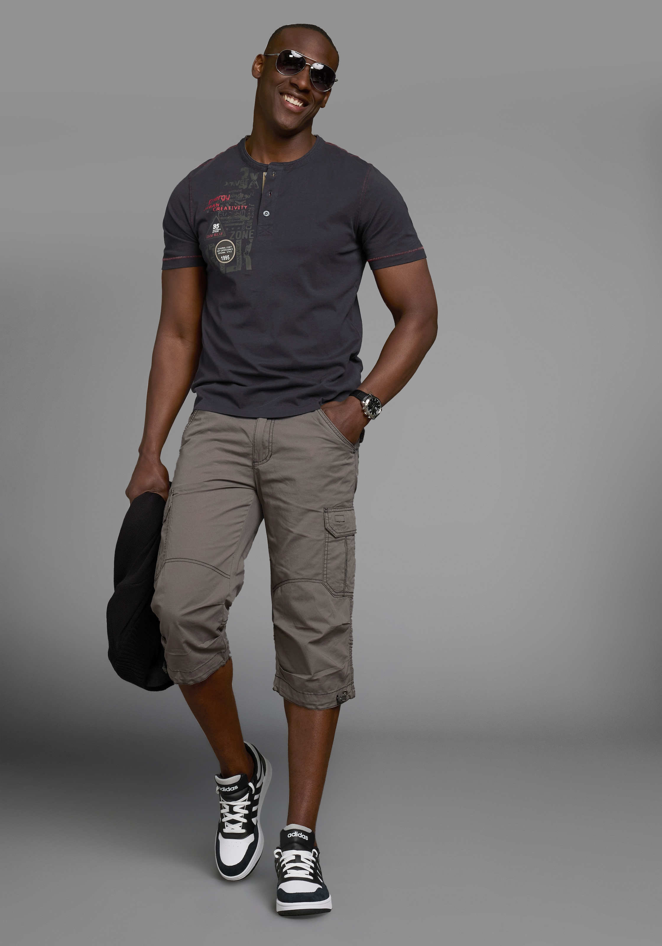 Man's World Henleyshirt, Kurzarm, lässige Passform, bedruckt, Rundhals, casual