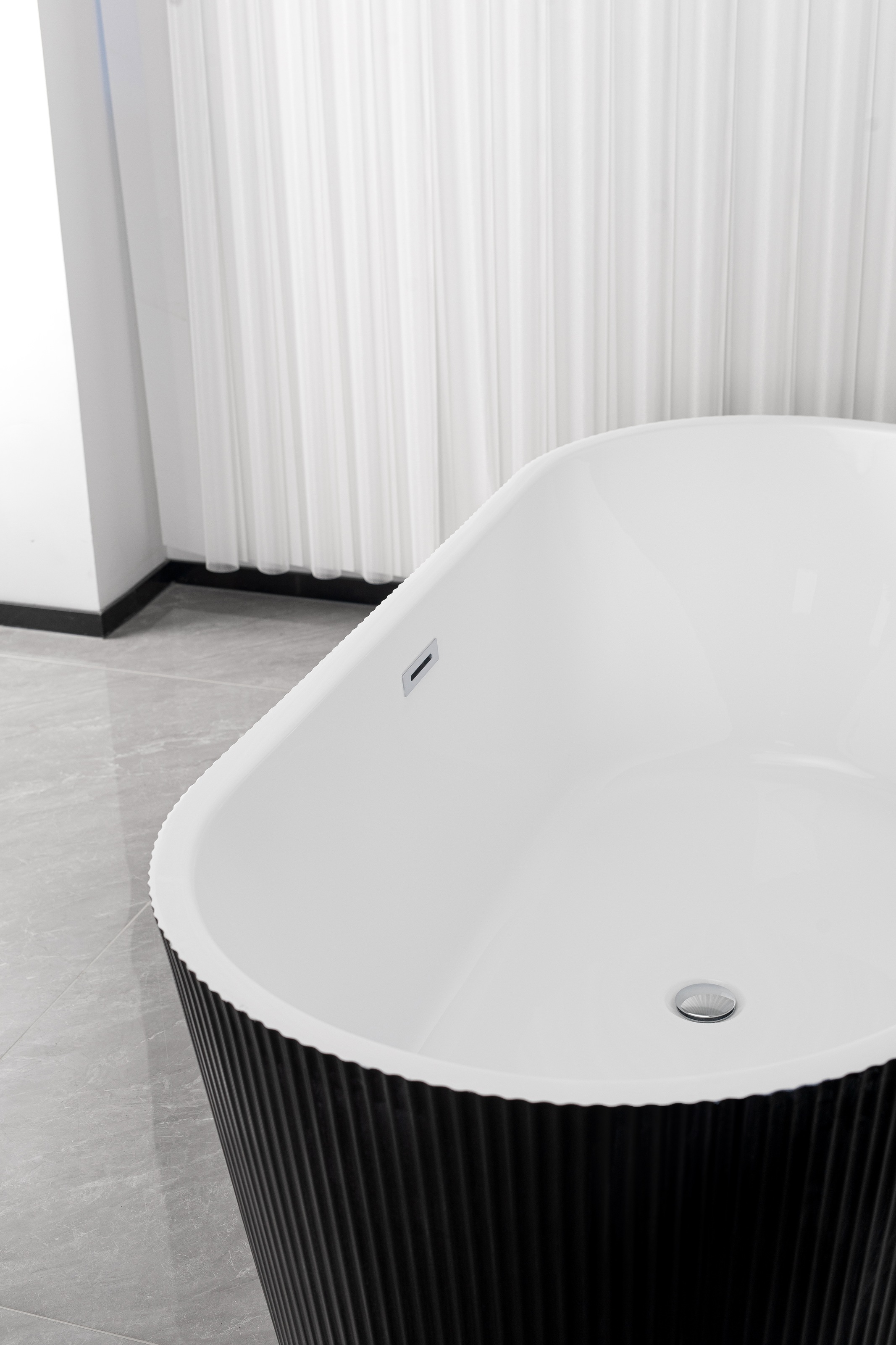 Sanotechnik Badewanne »RENO« Höhe 58 cm Vorrichtung für Ablaufschlauch | Überlauf 170x75x58cm, aus Acryl