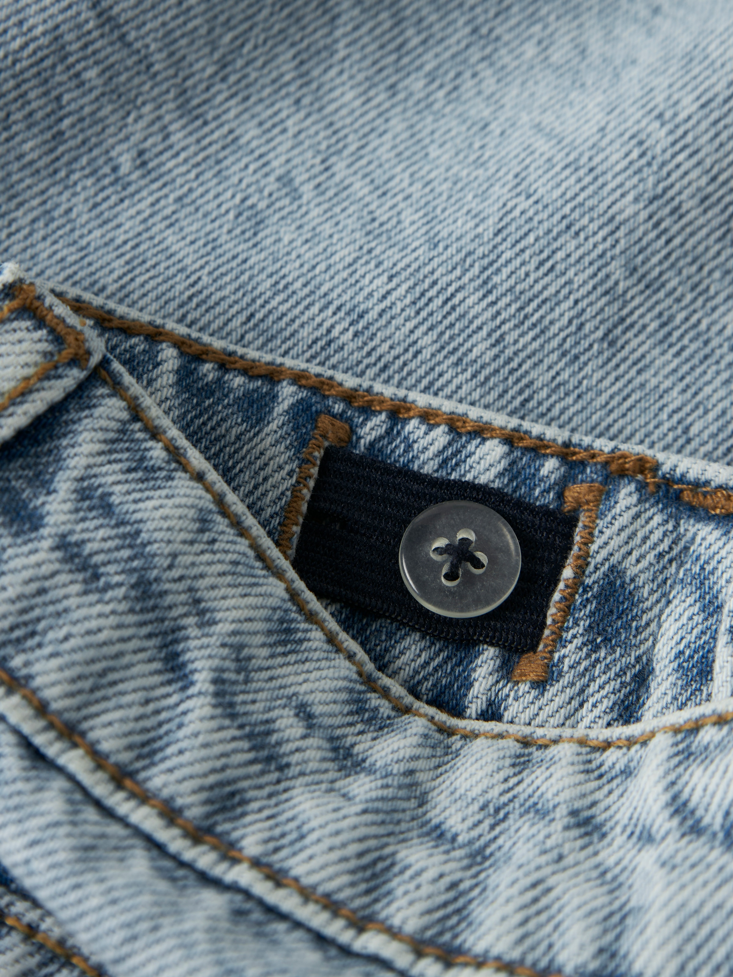 Name It Jeansbermudas »NKFBELLA HW WIDE DNM SHORTS 1488-BE NOOS« Baumwolle, ausgefranster Saum