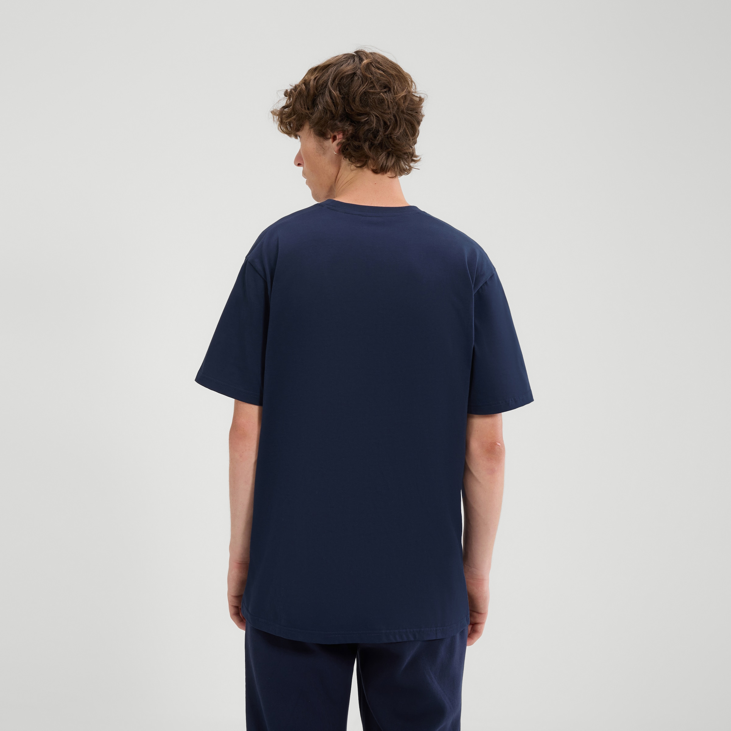 Ellesse T-Shirt »Ollio 2 Tee« sportlicher Stil, mit Rundhalsausschnitt, Kurzarm-Design