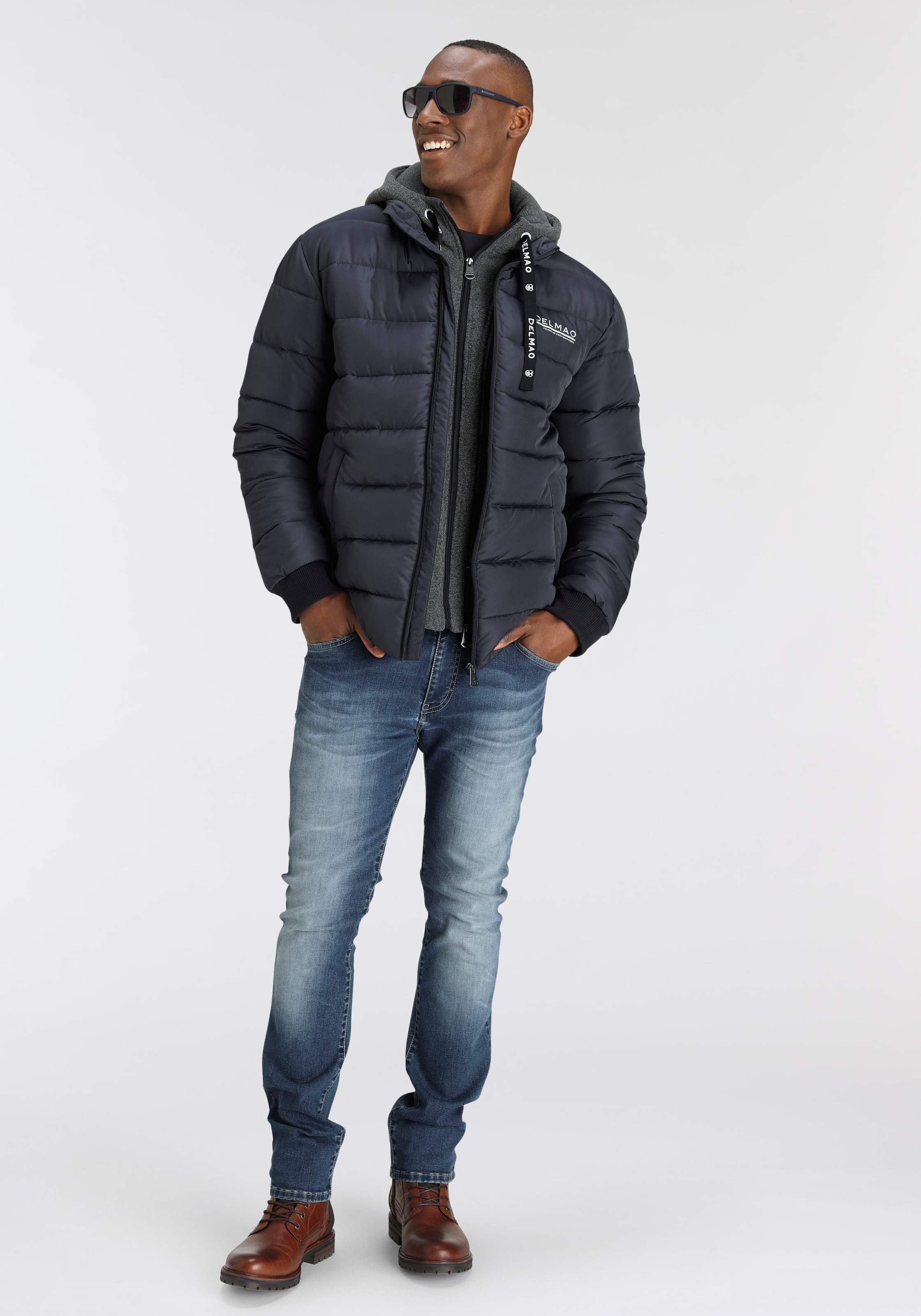 DELMAO Steppjacke, mit Kapuze, 2 in 1 Effekt mit heraustrennbarem Kapuzen Fleece Einsatz-NEUE MARKE!