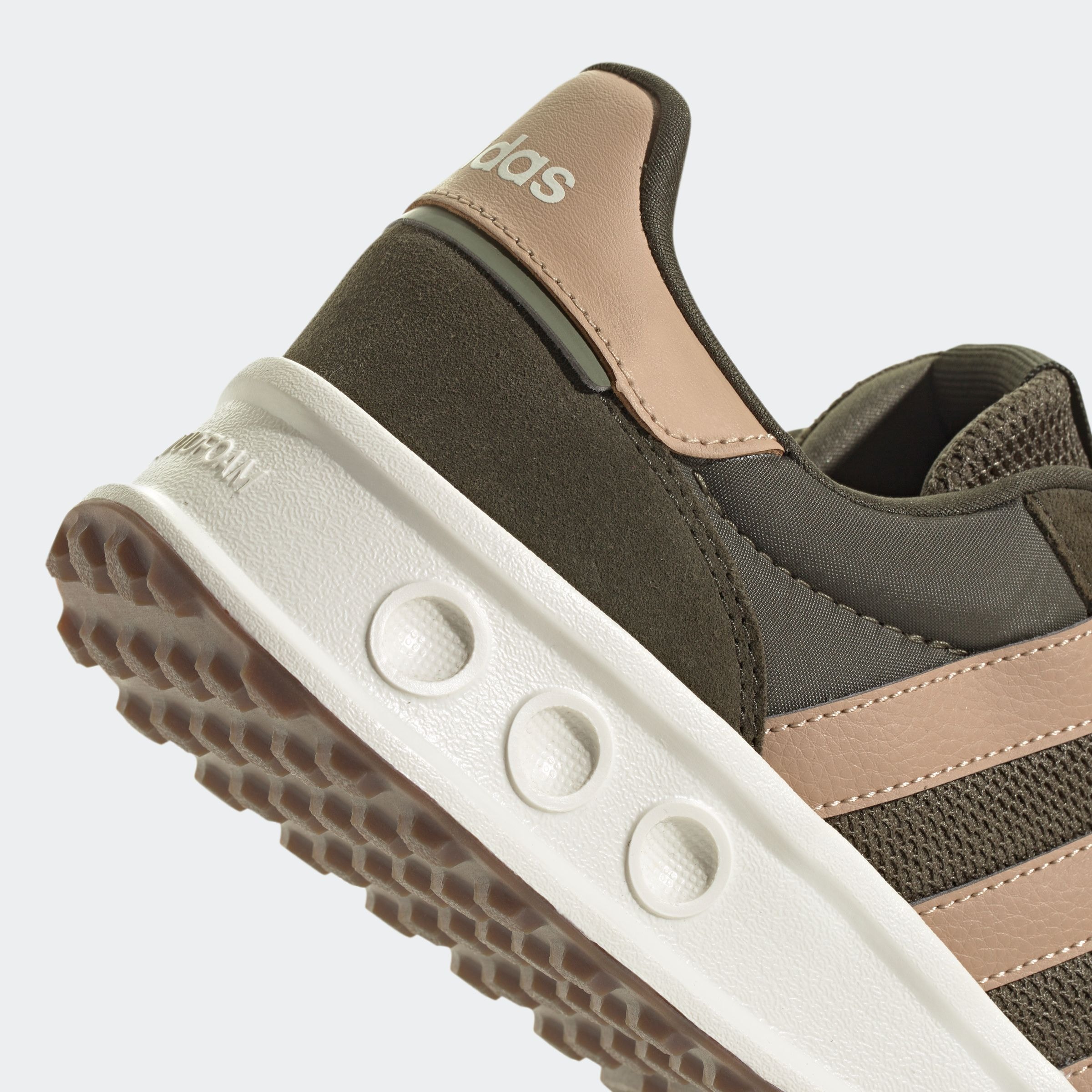 adidas Sportswear Sneaker, inspiriert vom Design des adidas LA Trainer