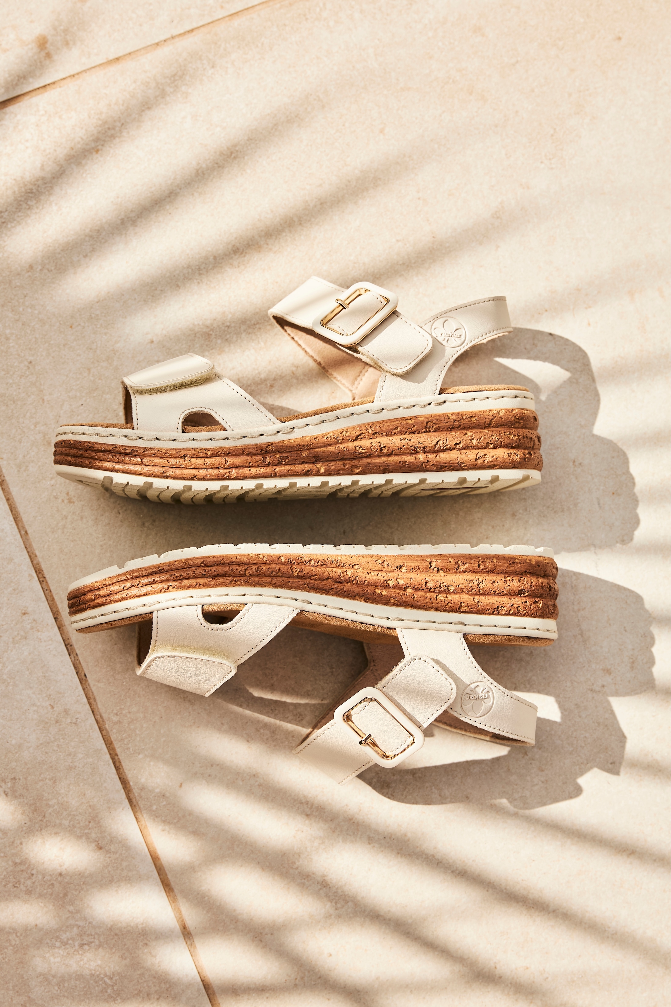 Rieker Plateausandale  Sandalette, Sommerschuh, Keilsandale mit praktischen Klettverschlüssen