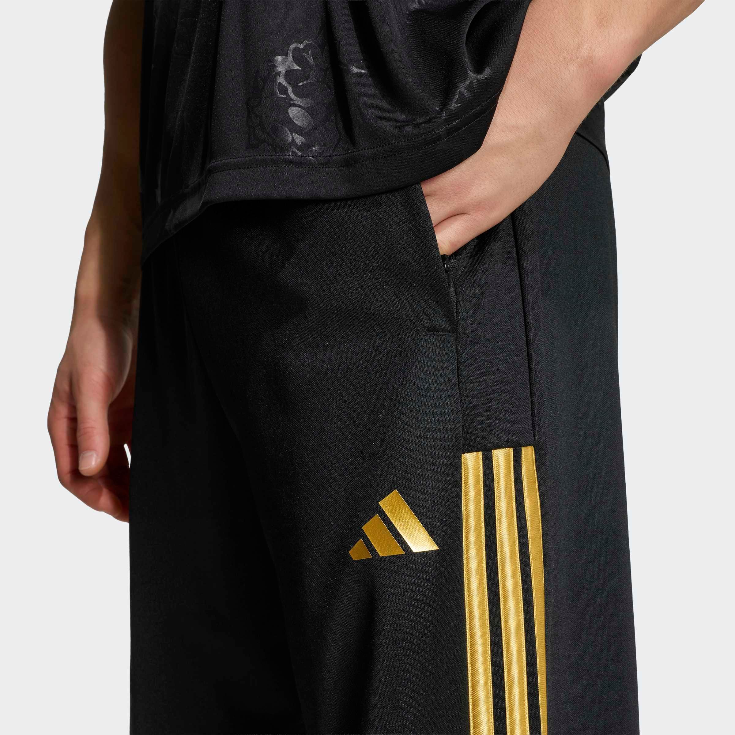 adidas Sportswear Sporthose »ADIDAS X FORTNITE TIRO PANT«  sportlicher Stil, für Erwachsene, aus Baumwolle und Polyester