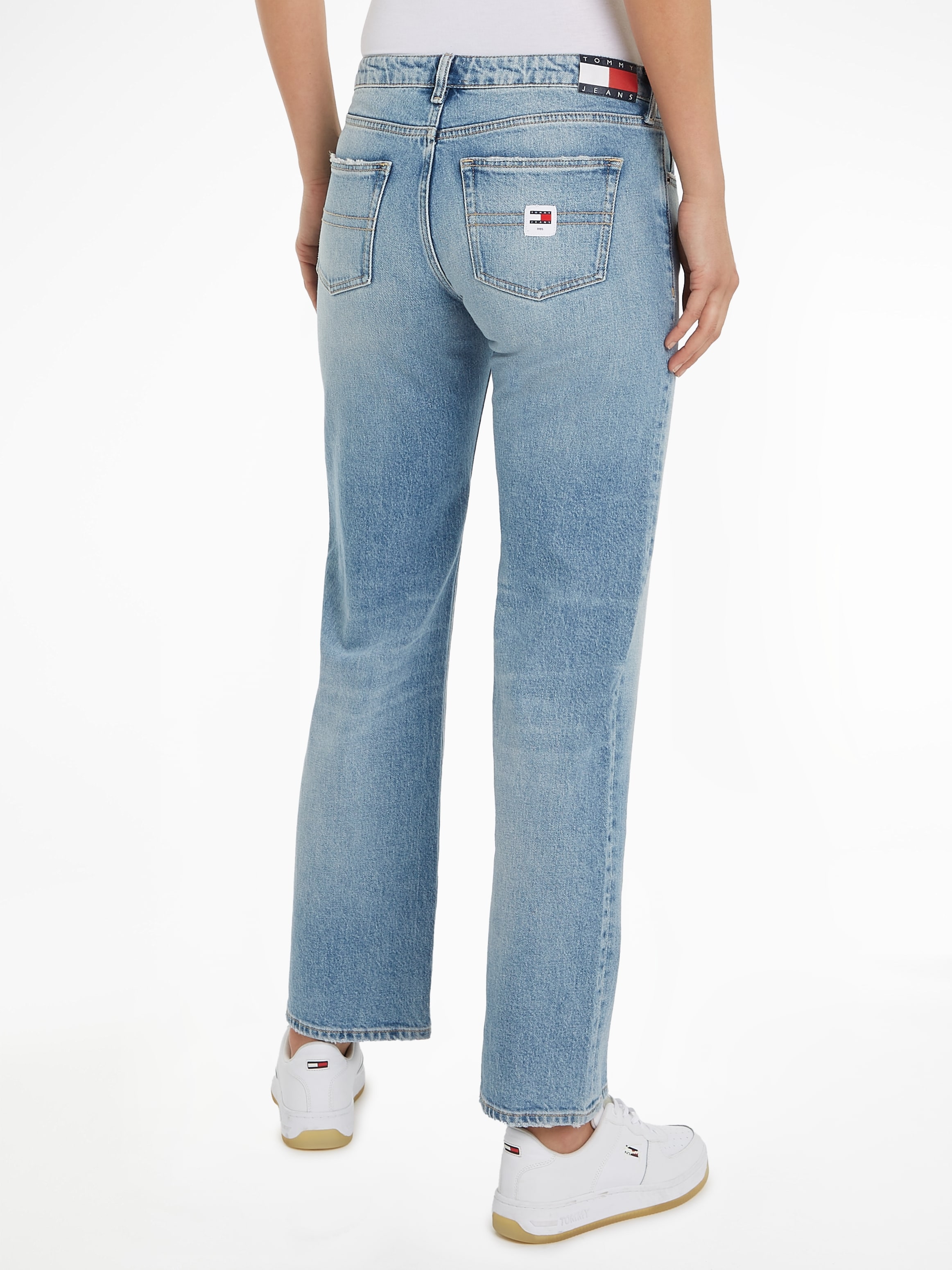 Jeans mit bei & LW Logo-Badge Tommy Straight-Jeans Jeans »SOPHIE STR Flag BH4116«, ♕ Tommy