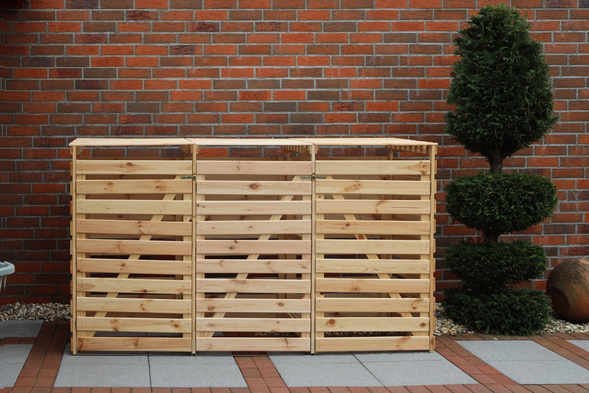 promadino Mülltonnenbox »Vario V« für 3 Tonnen, robust aus zertifiziertem Kiefernholz
