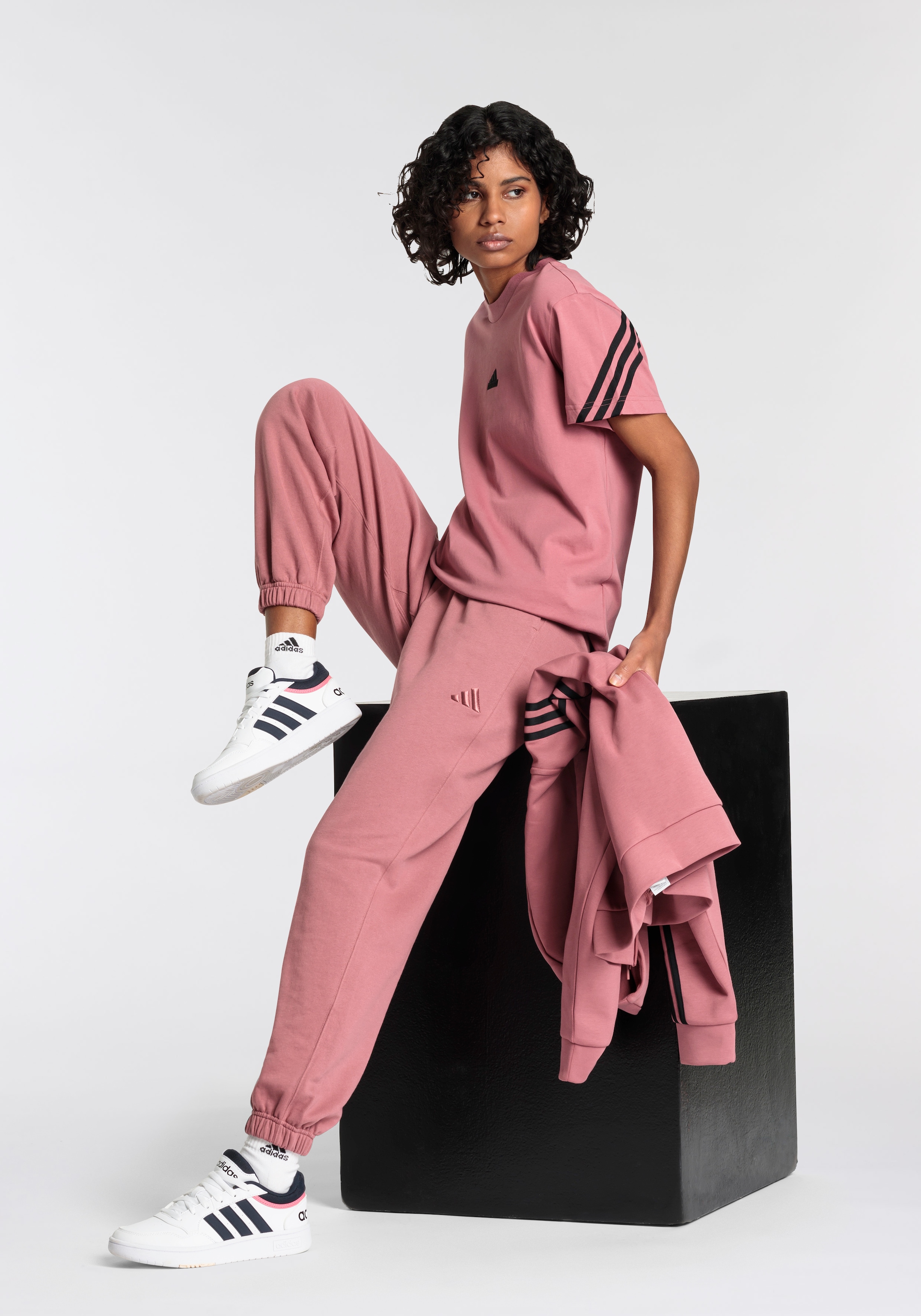 adidas Sportswear Kapuzensweatshirt »W FI 3S FZ HD«