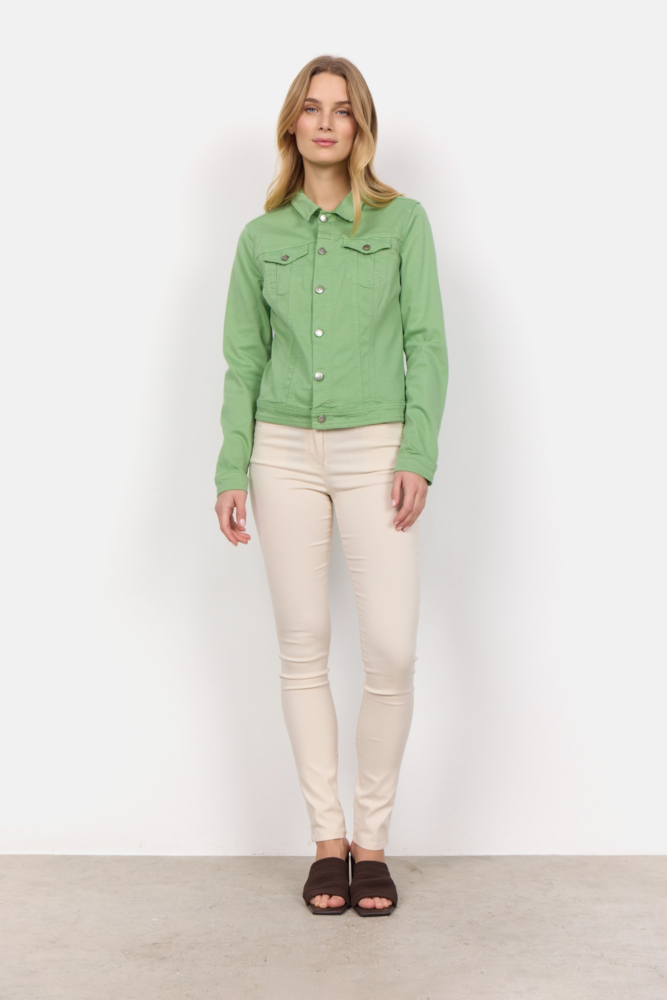 soyaconcept Jeansblazer »SC-ERNA 2«, Jeansjacke in taillierter Form und schönen Farben