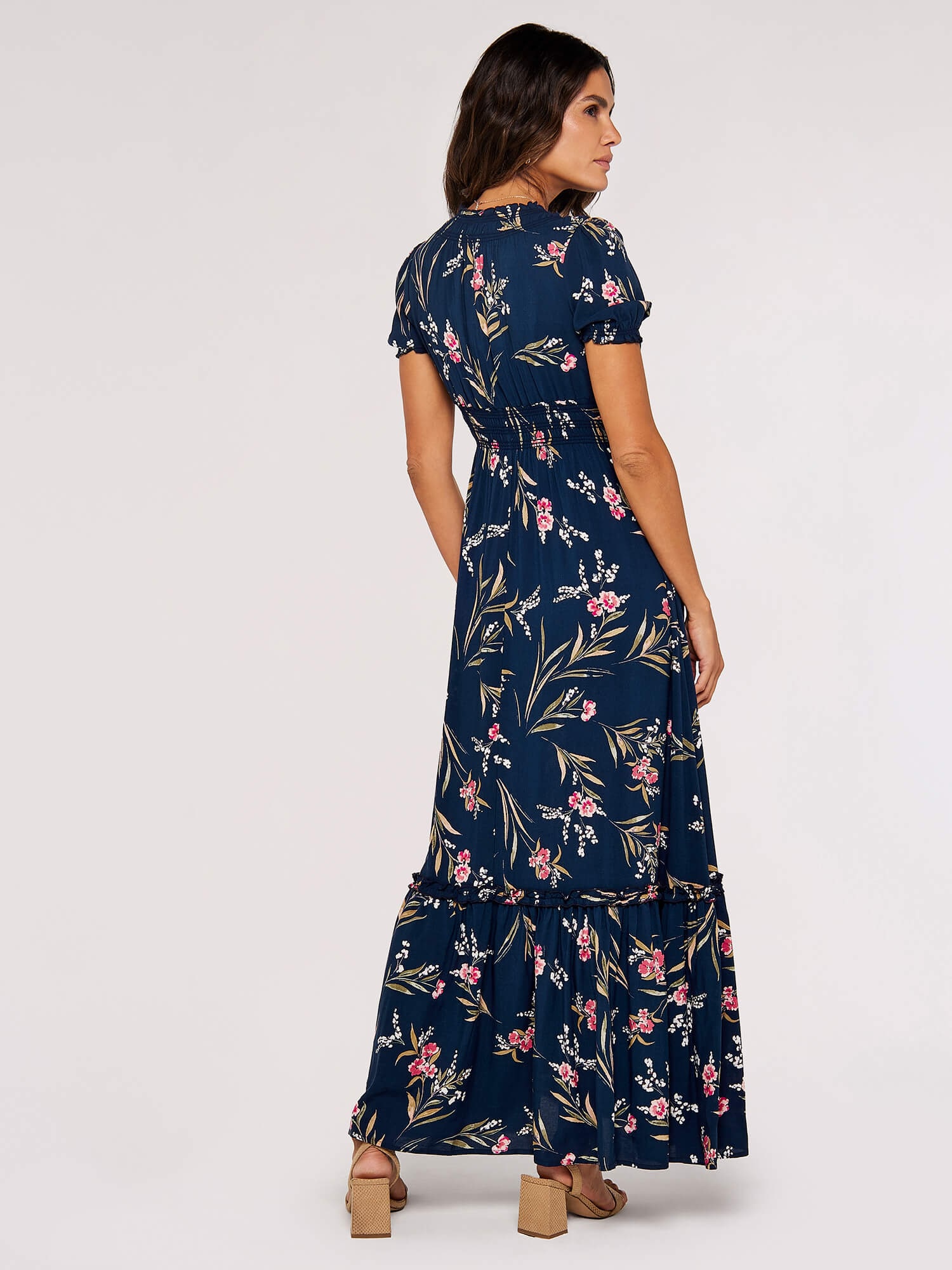 Apricot Druckkleid »Florales Maxikleid« mit gesmokter Taille