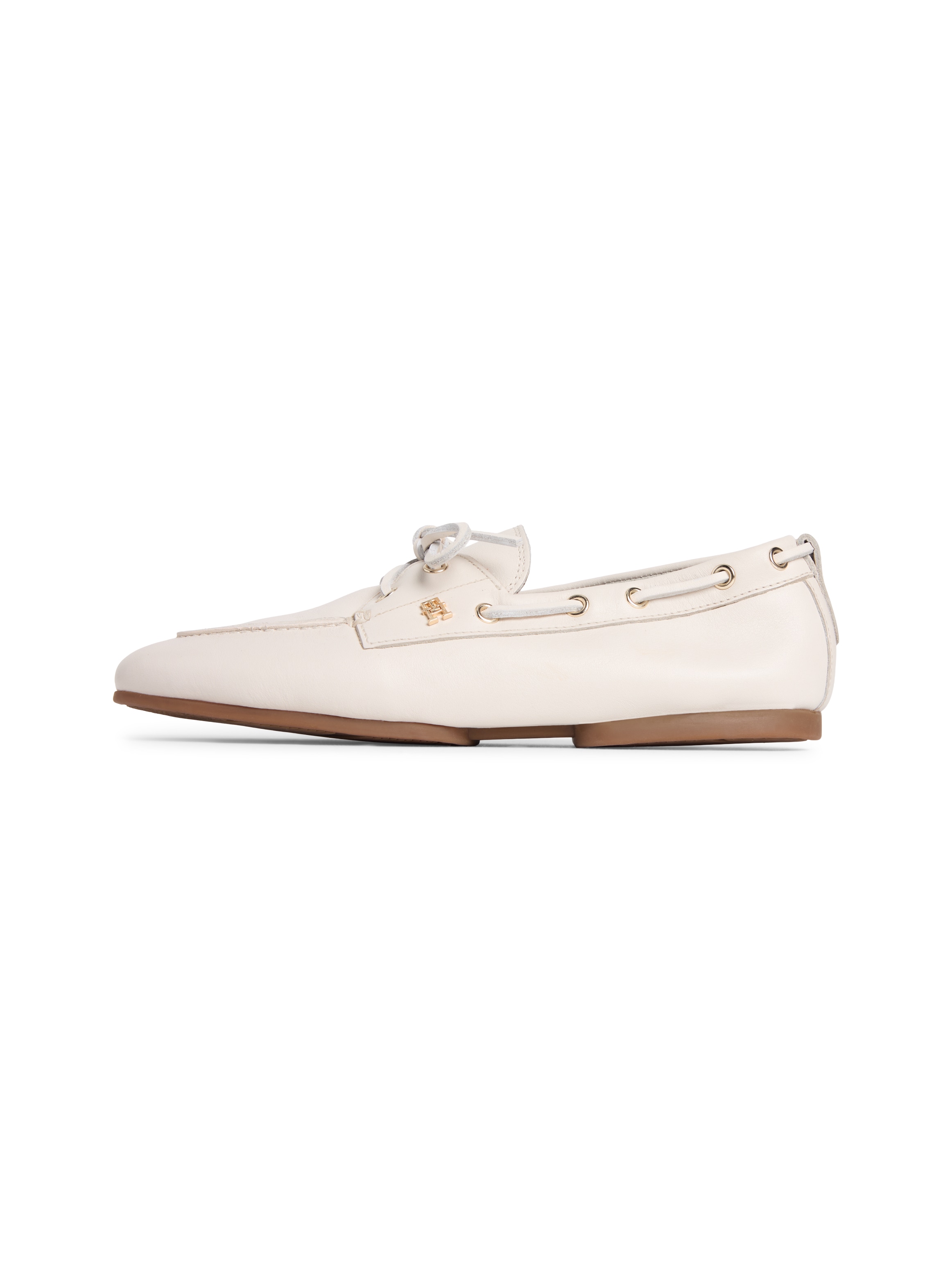 Tommy Hilfiger Bootsschuh »TH SLEEK LEATHER BOAT SHOE«  Bootsschuh, Businessschuh mit Blockabsatz und Ösen mit Durchzug