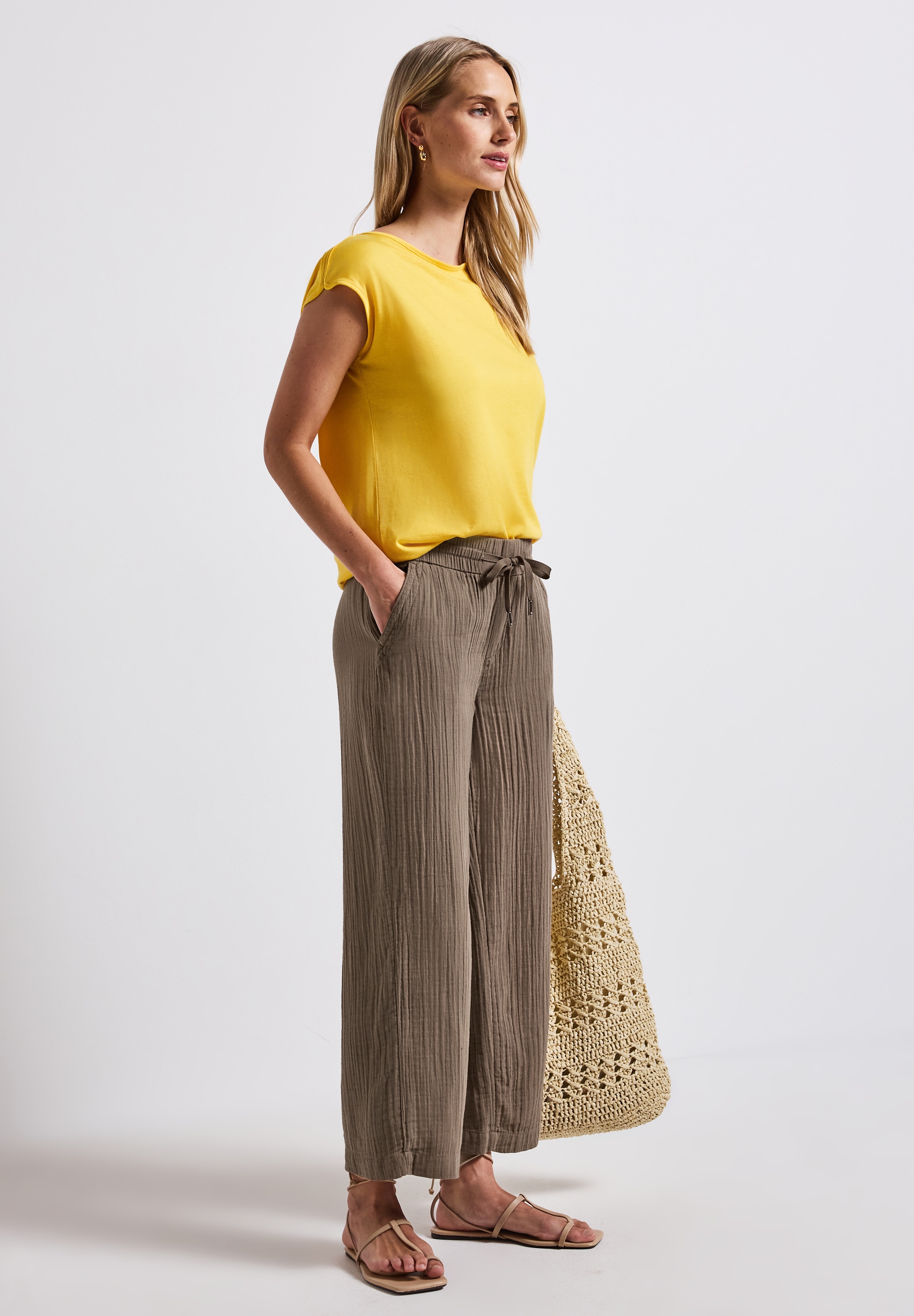 STREET ONE Stoffhose, mit elastischem Bund und Tunnelzug, im Musselin-Look