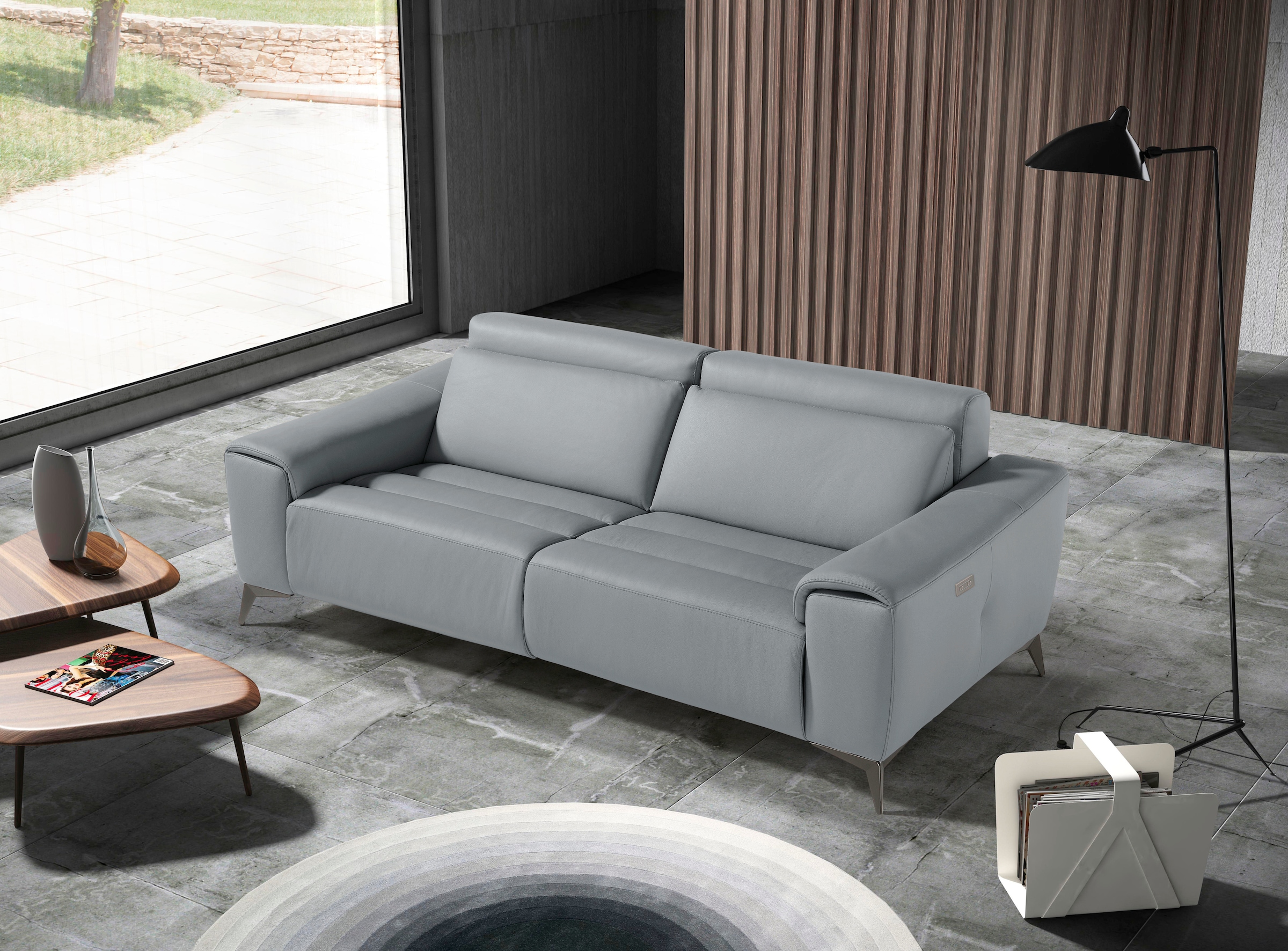Egoitaliano 2,5-Sitzer »Suzette, Designsofa mit elektrischen Komfortfunktionen, edel & bequem«, inkl. 2 elektronischer Relaxfunktionen, Rücken- und Fußteilfunktion