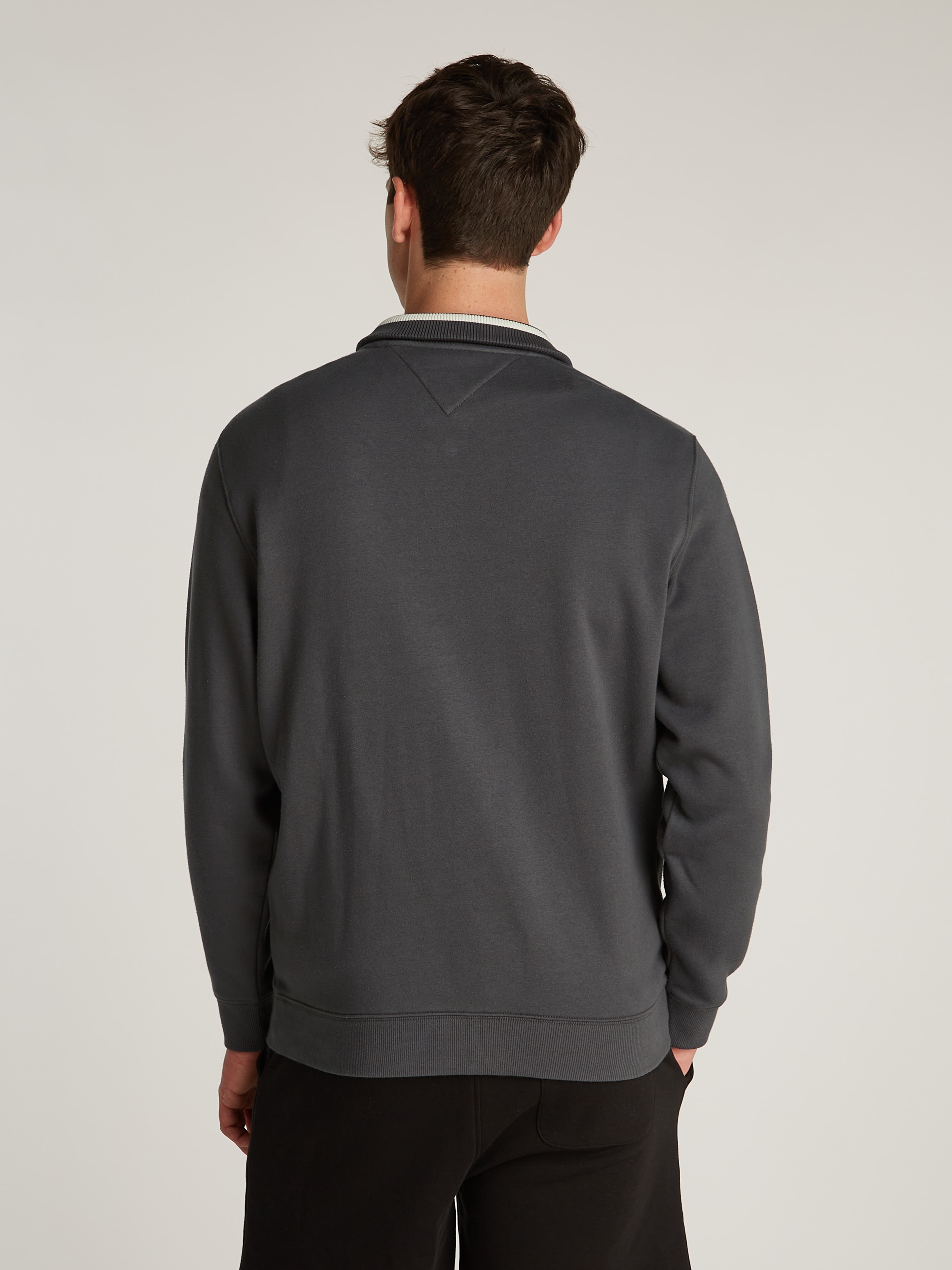 Tommy Jeans Plus Sweatjacke »TJM REG FLEECE ZIP THRU EXT«, in Großen Größen, Logostickerei