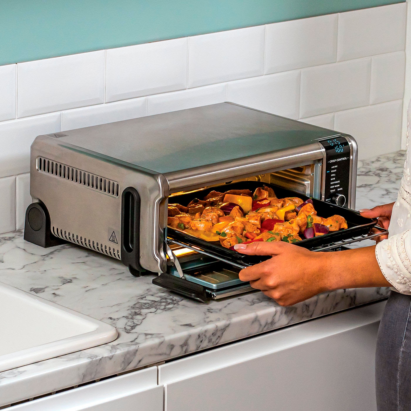 NINJA Heißluftfritteuse »Foodi 8-in-1-Fritteuse Multiofen SP101EU«, 2400 W, Kapazität 1,0 kg oder 33 cm Pizza, incl. Zubehör