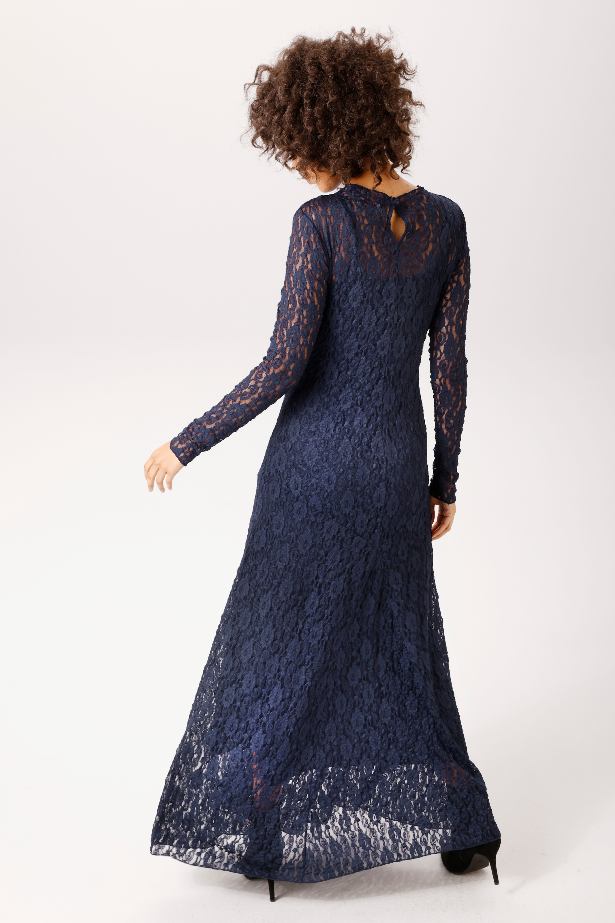 Aniston CASUAL Maxikleid aus zarter, elastischer Spitze - NEUE KOLLEKTION