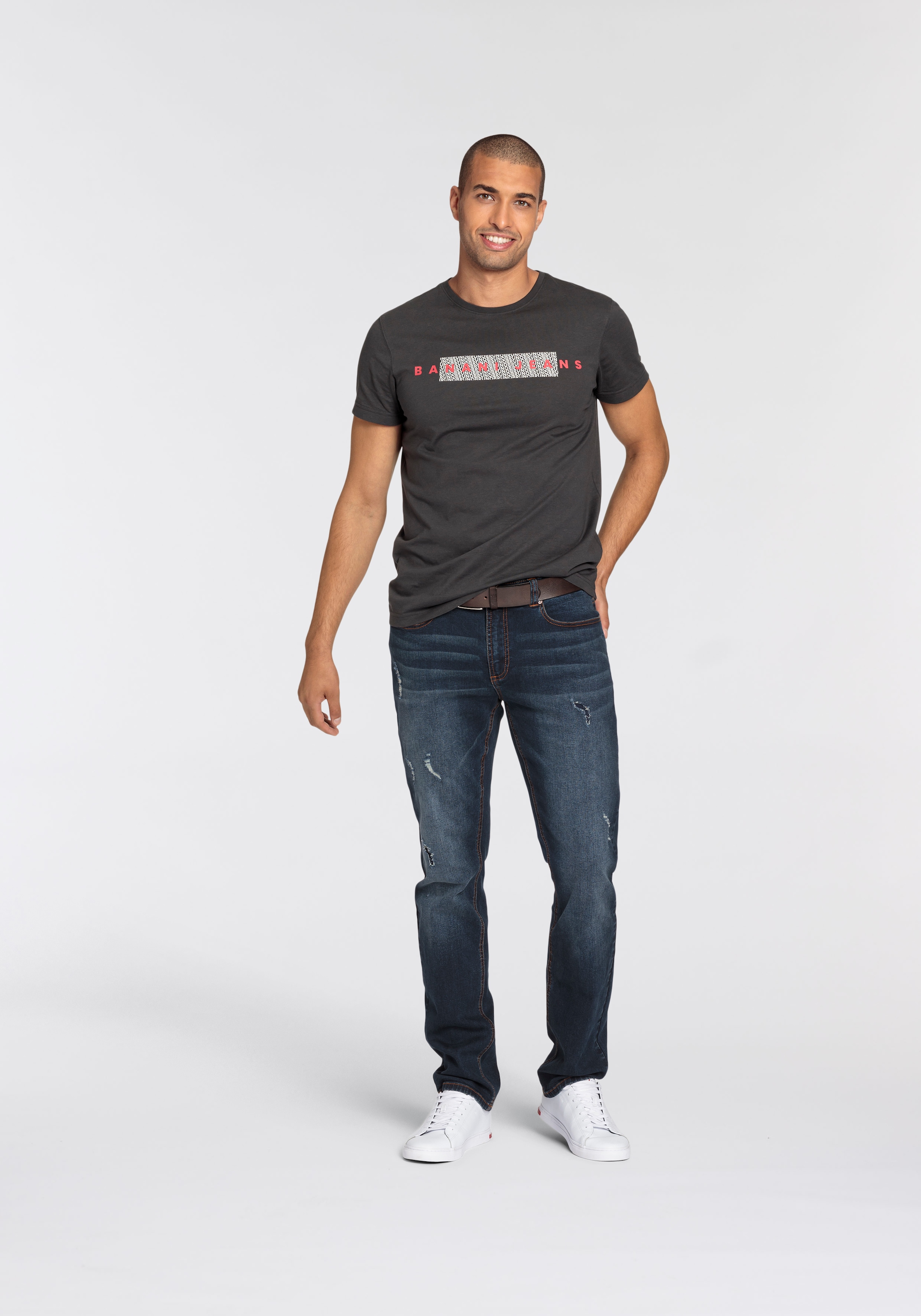 Bruno Banani Straight-Jeans »Hutch«, gerade Beinform, teilweise mit modischen Destroyed-Effekten