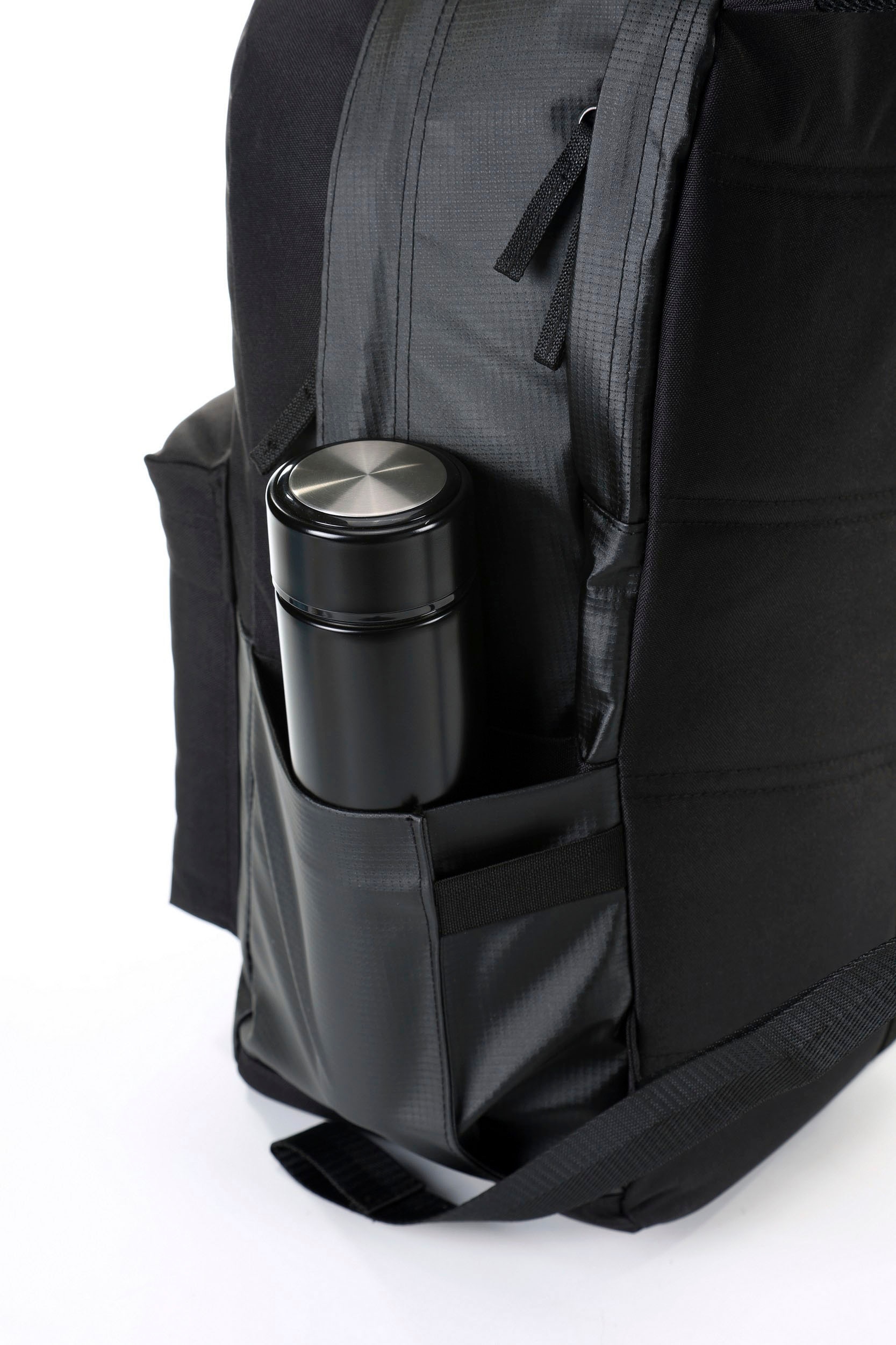 NITRO Freizeitrucksack »Urban Plus«, Daypack, Streetpack im Retro-Look, Alltagsrucksack, Schulrucksack