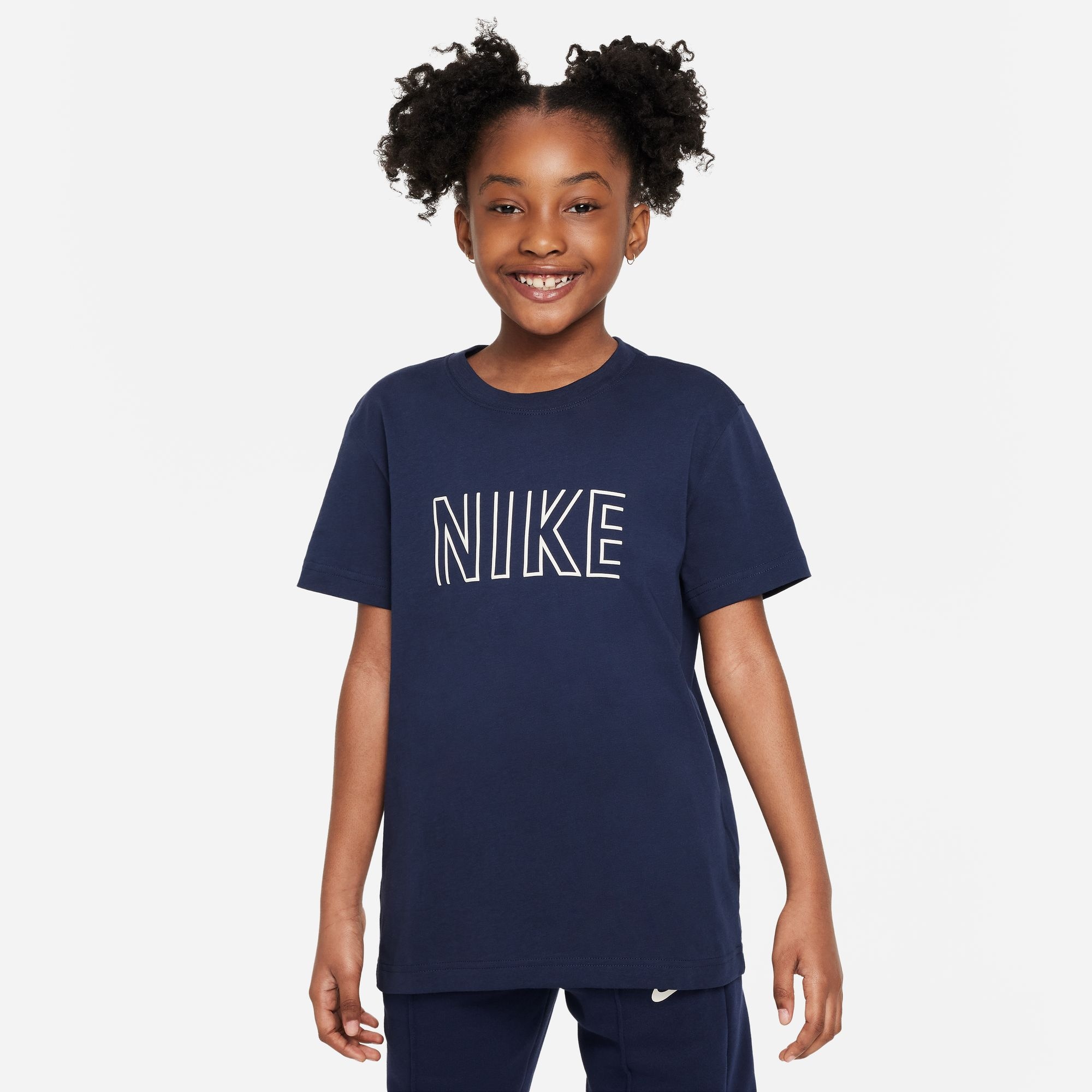 Nike Sportswear T-Shirt »G NSW BF TEE PRNT SW - für Kinder« bei ♕ | Sport-T-Shirts