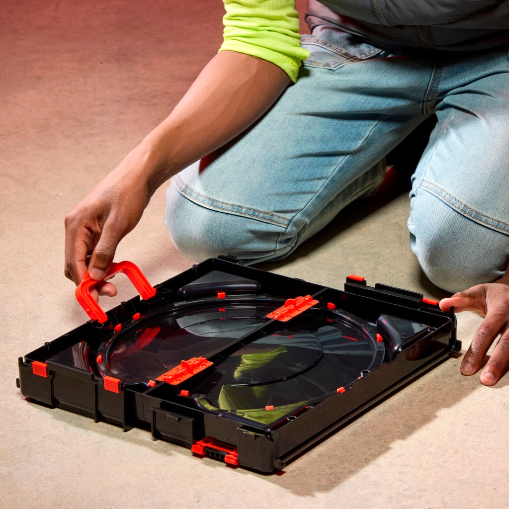 Hasbro Speed-Kreisel »Beyblade X Clash and Carry Beystadium-Arena«, (1 tlg.), mit Griff zum Mitnehmen